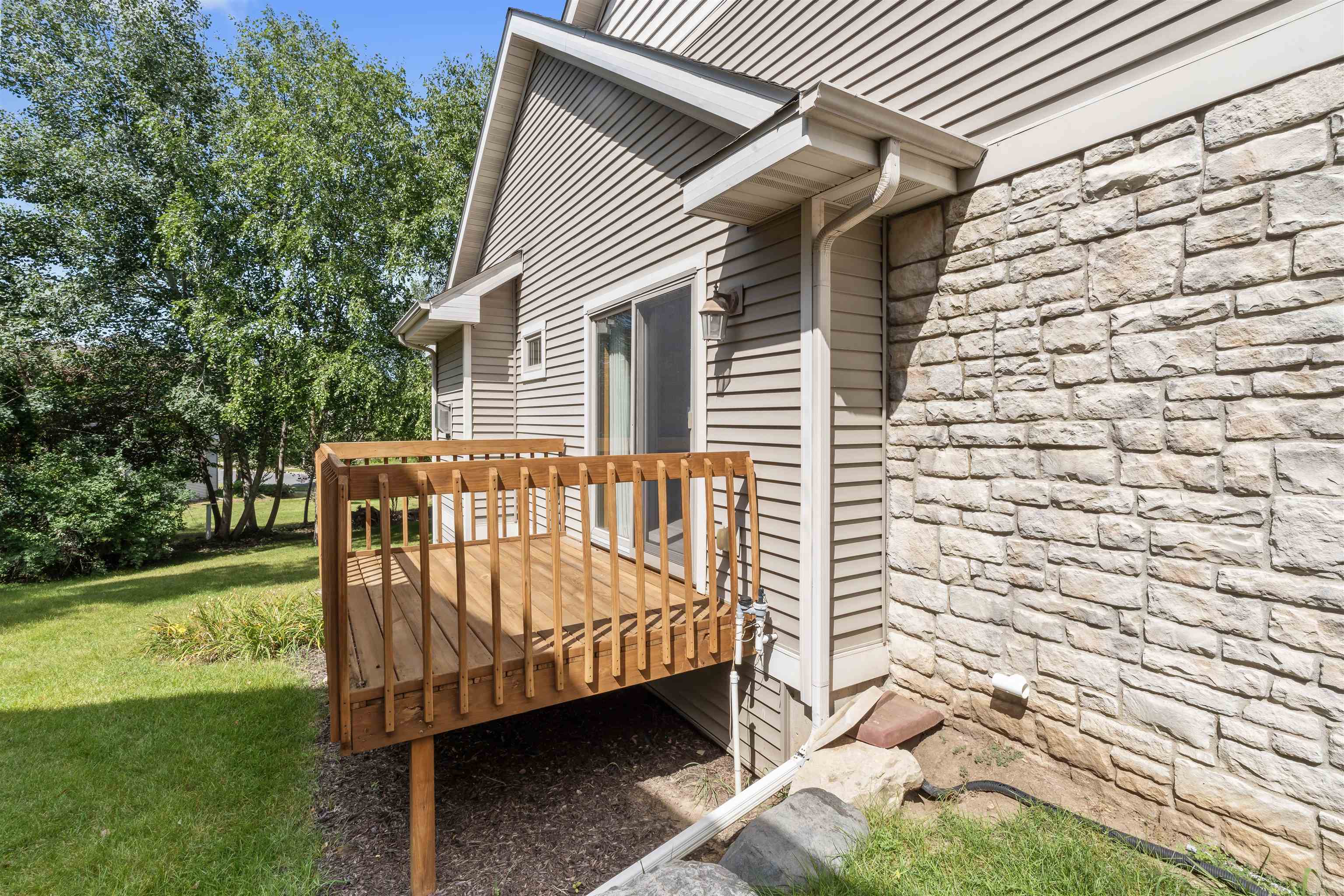 9913 Hawks Nest Drive