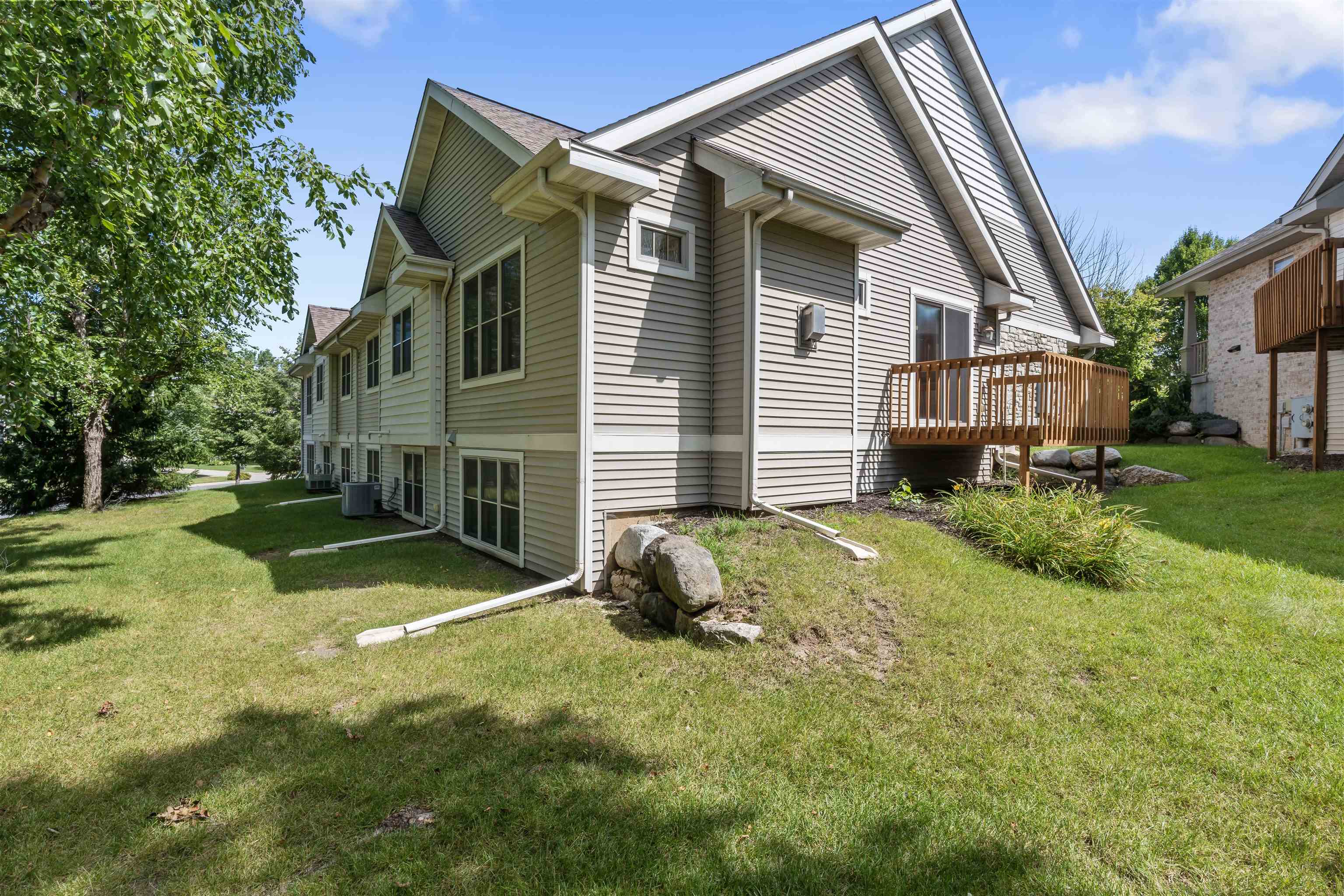 9913 Hawks Nest Drive