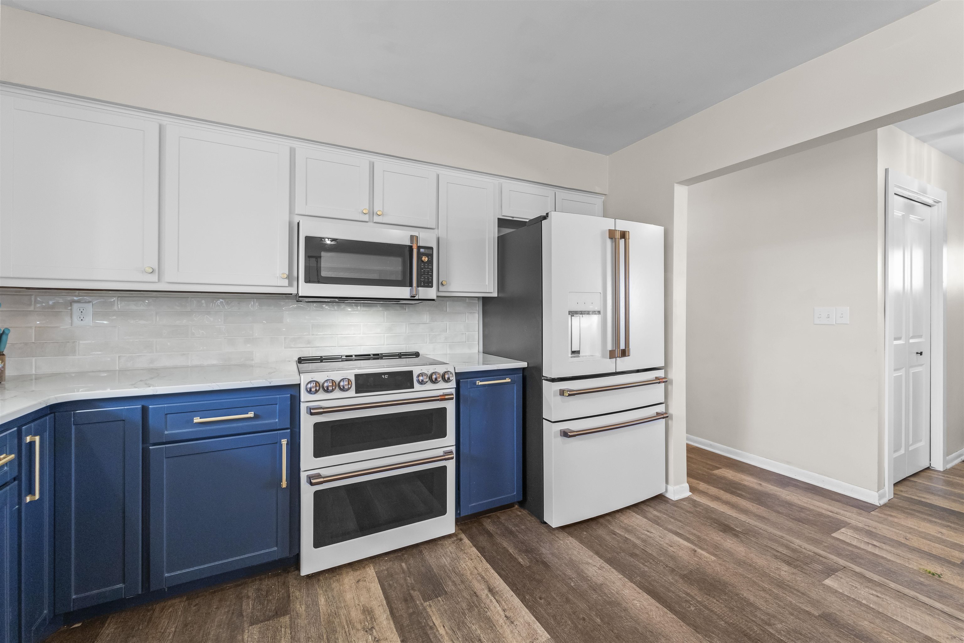311 Blue View Drive