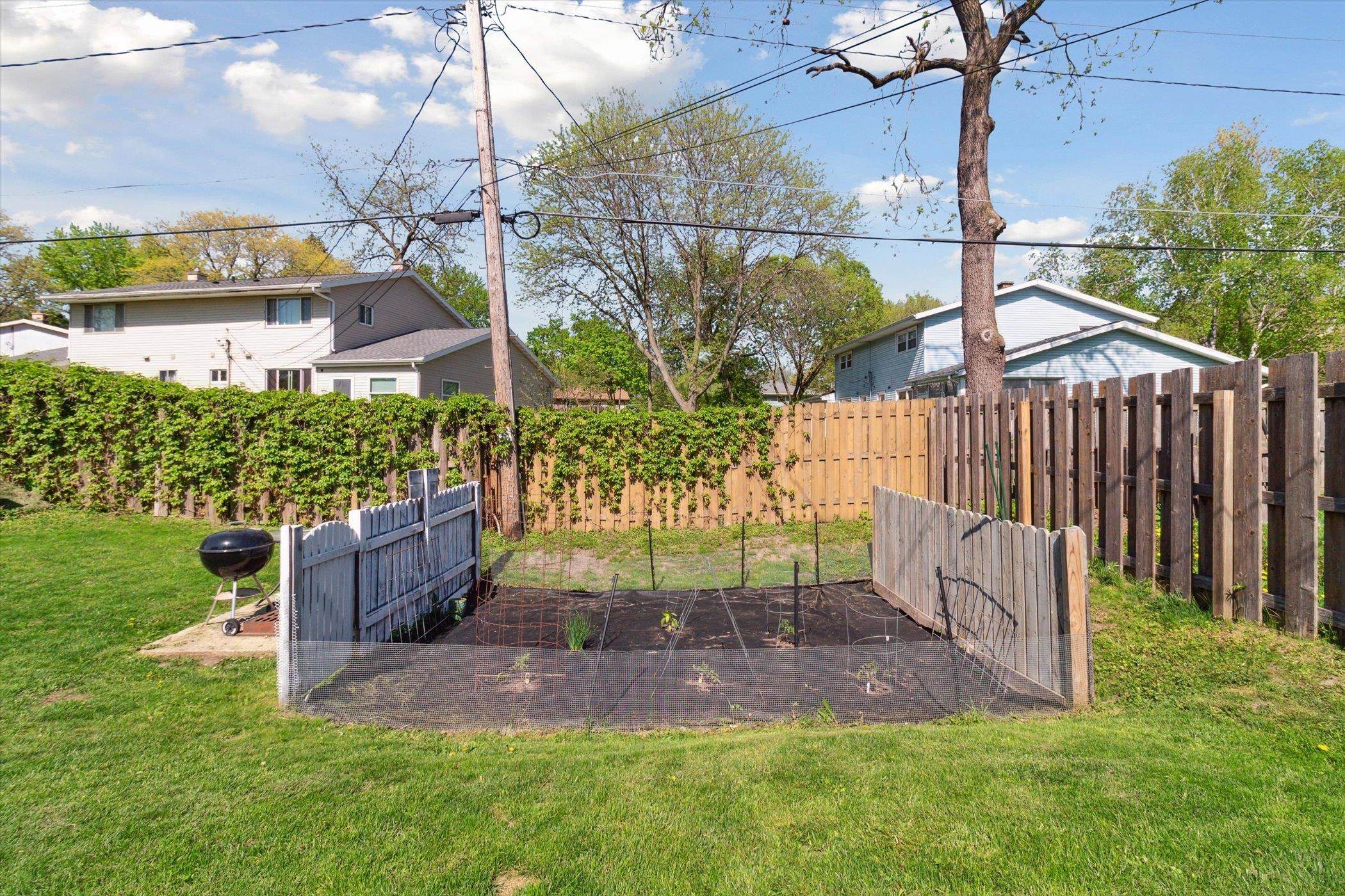 2422 Amherst Road