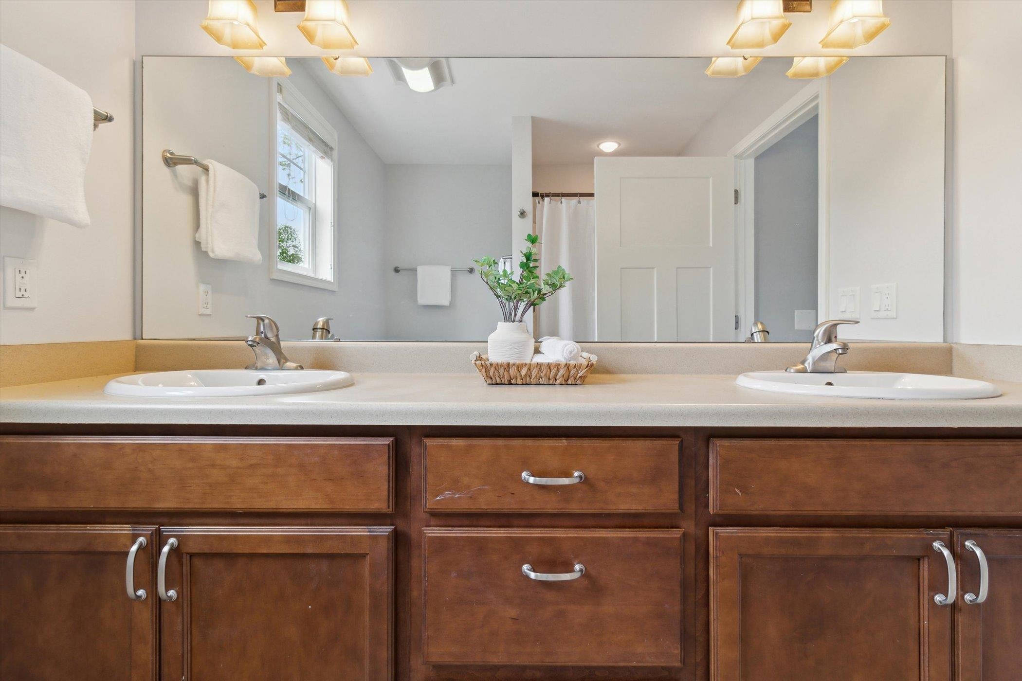 2422 Amherst Road
