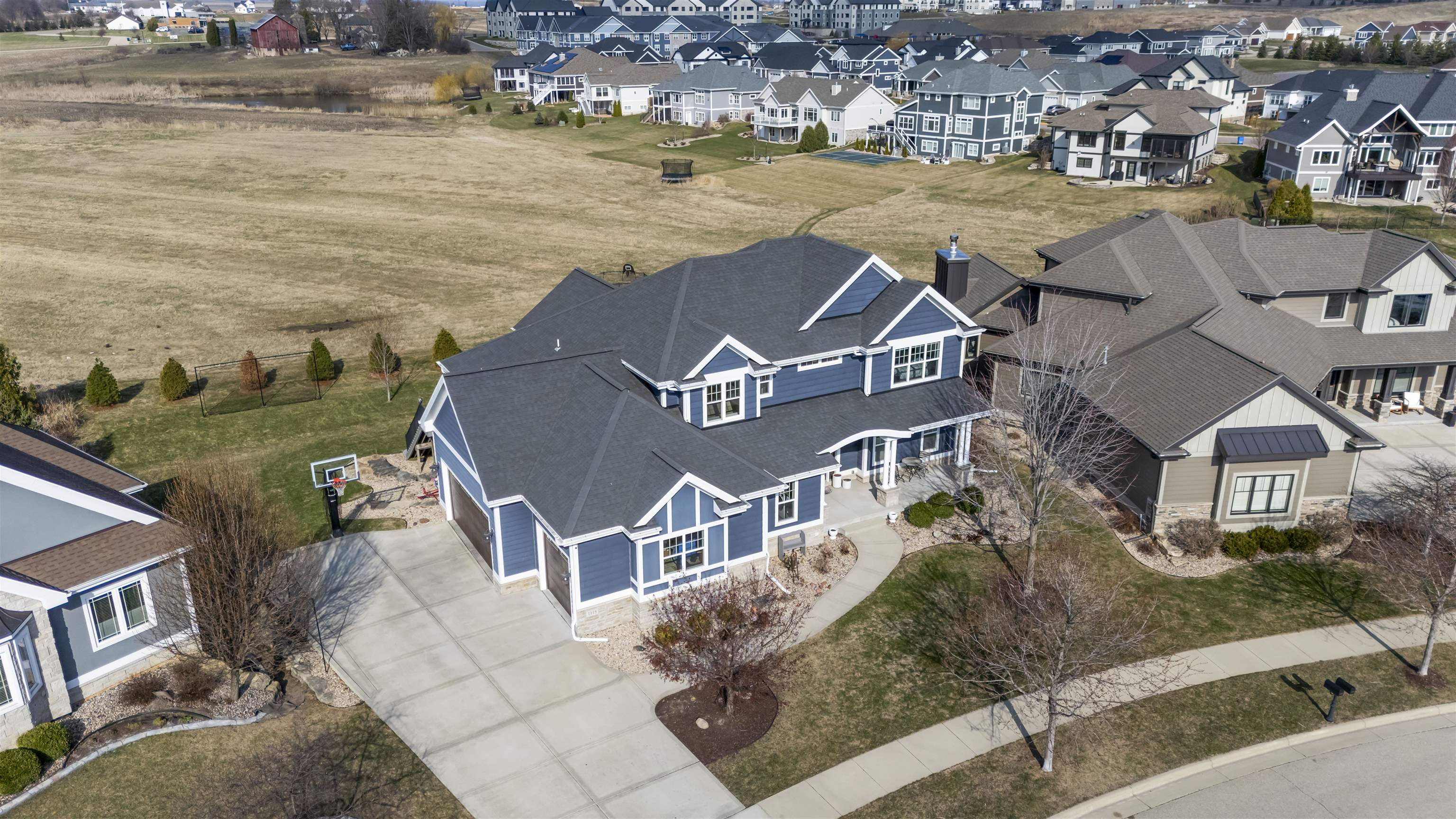 1115 Guinness Street