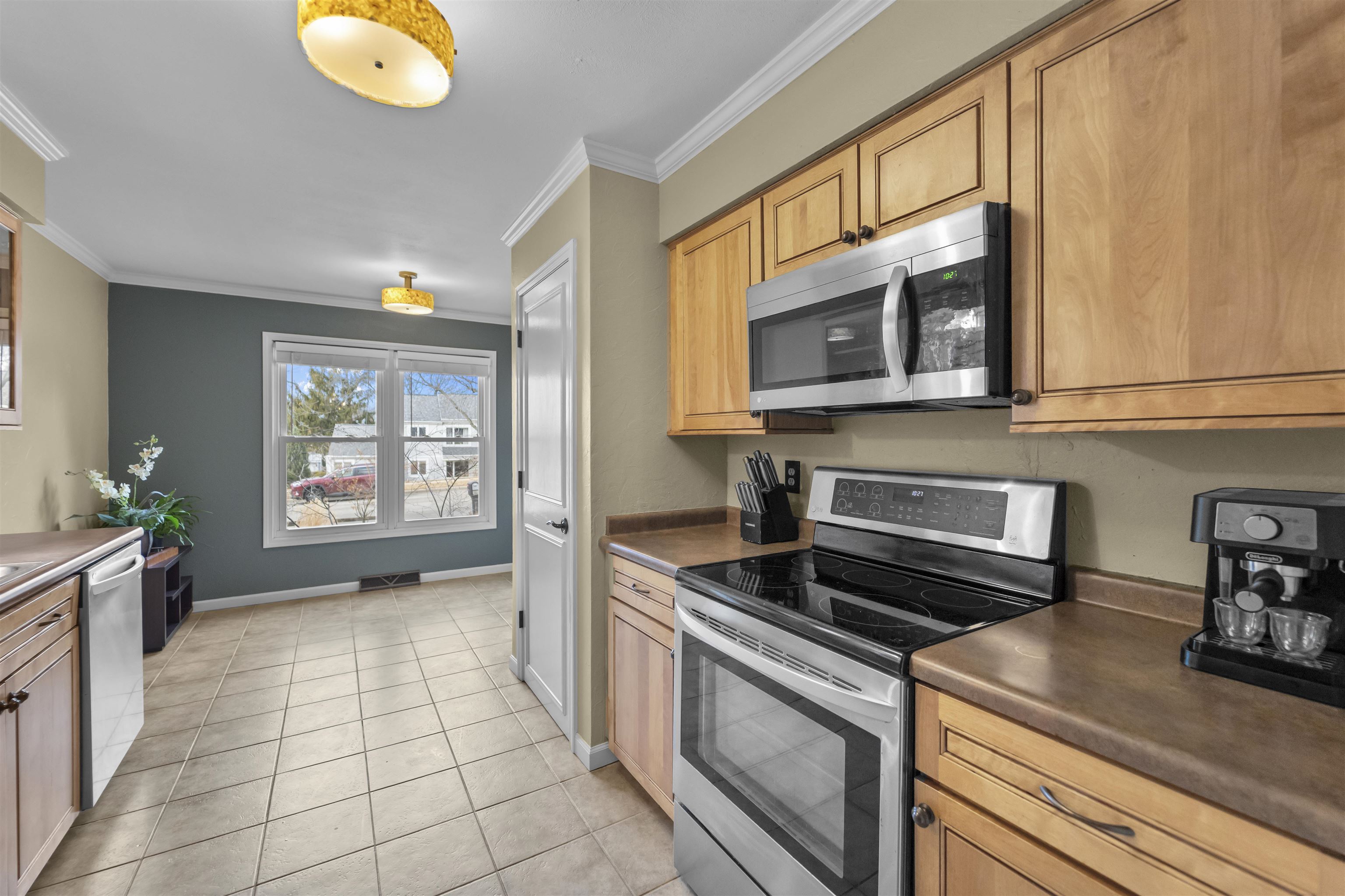 5723 Highland Way