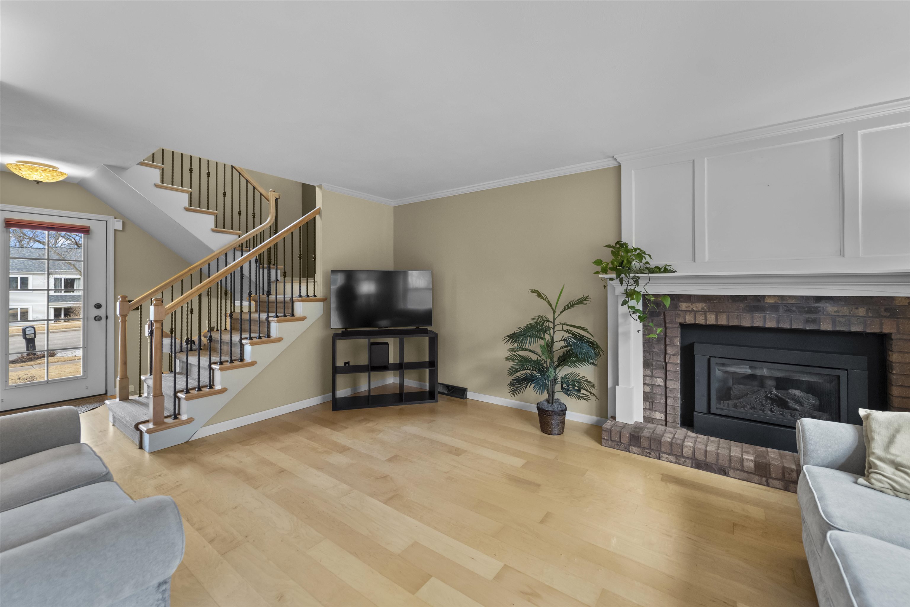 5723 Highland Way