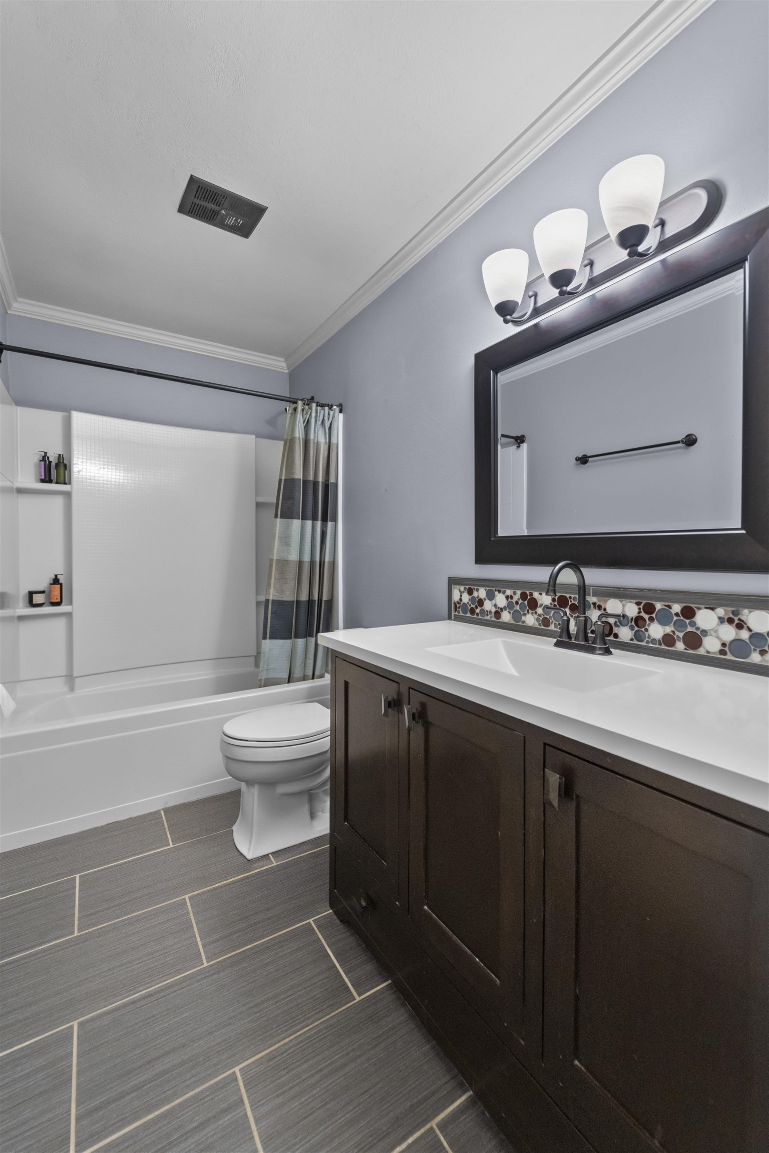 5723 Highland Way