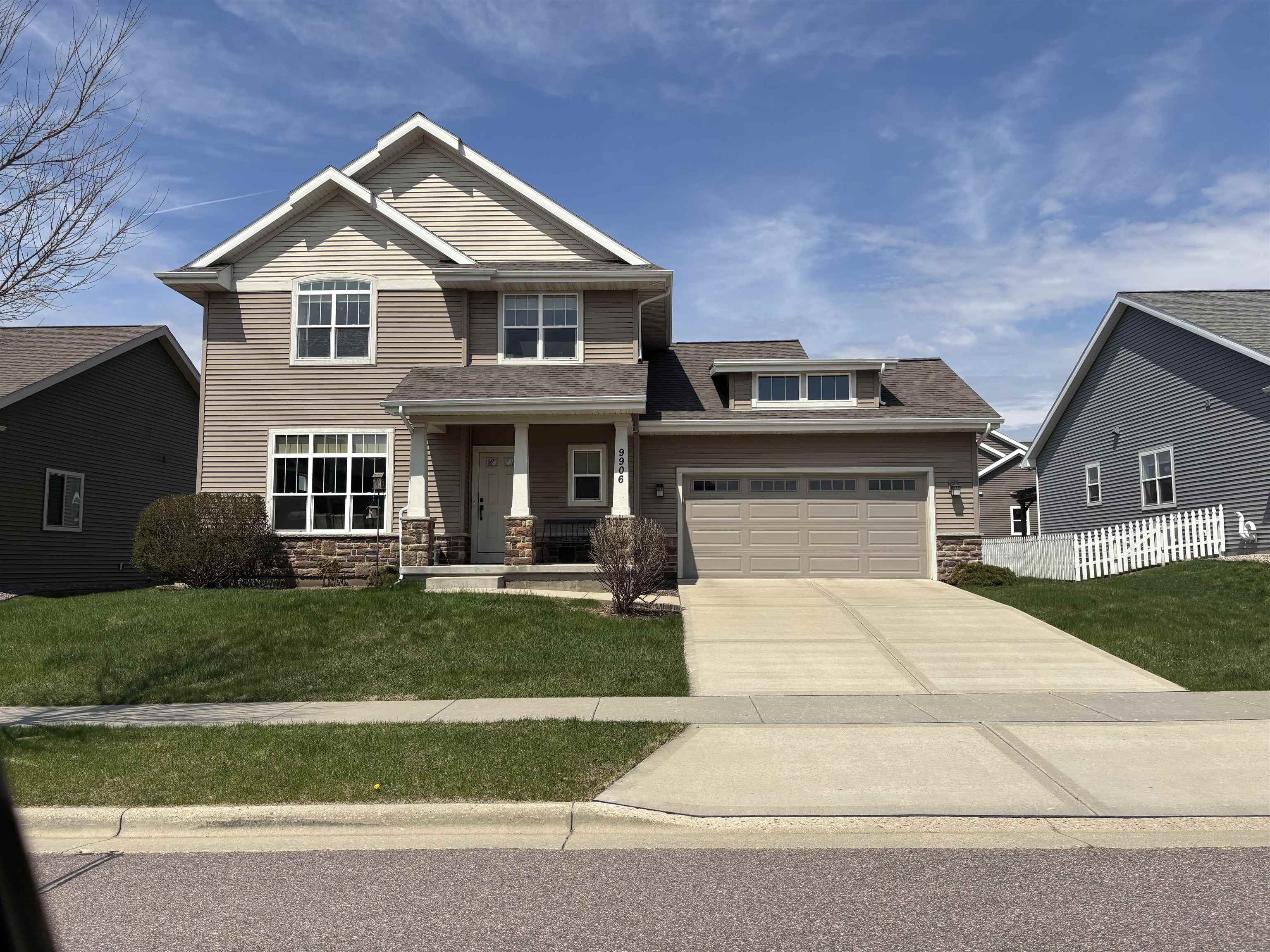 9906 Autumn Breeze Road