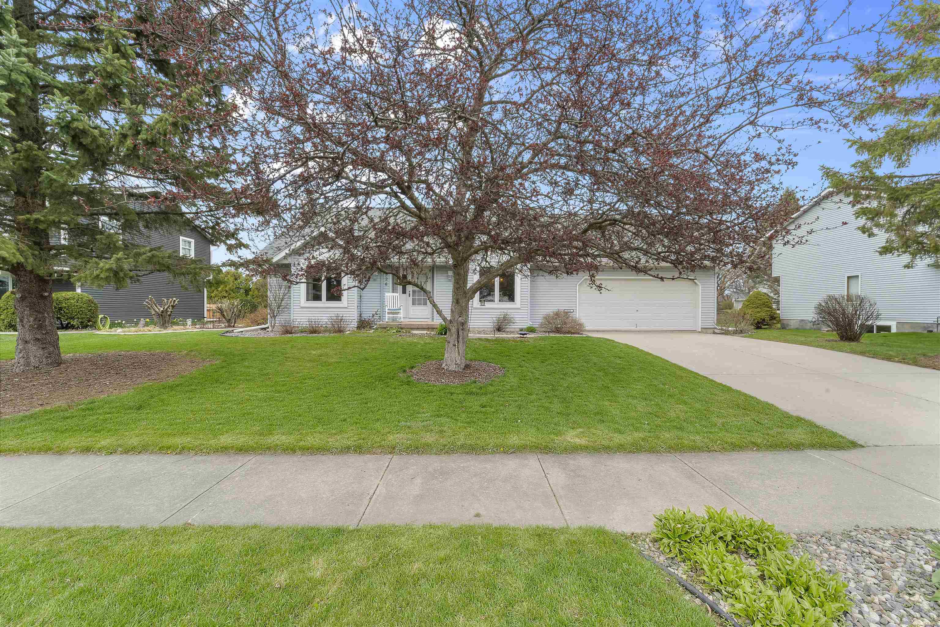 926 Foxfield Road