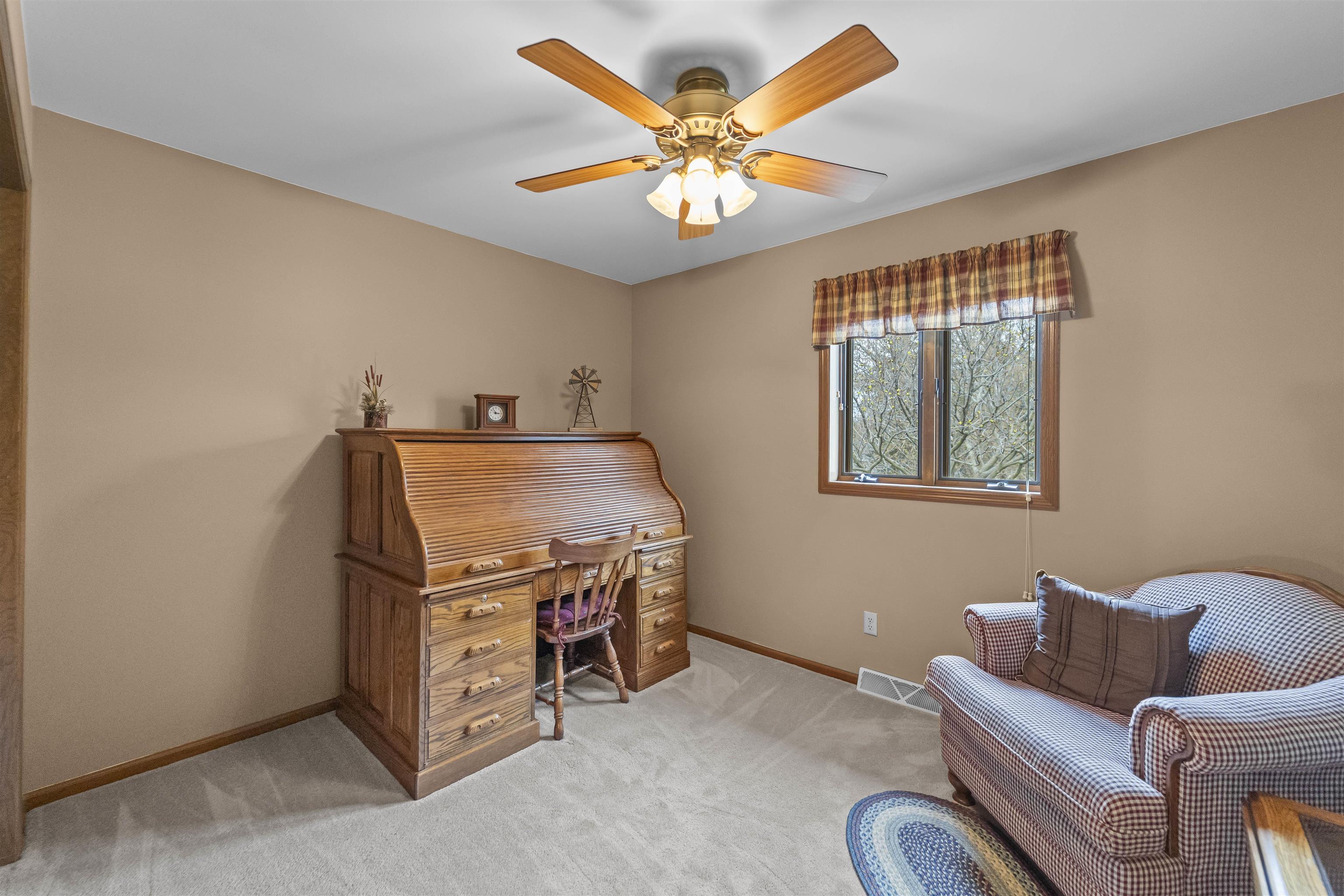 926 Foxfield Road
