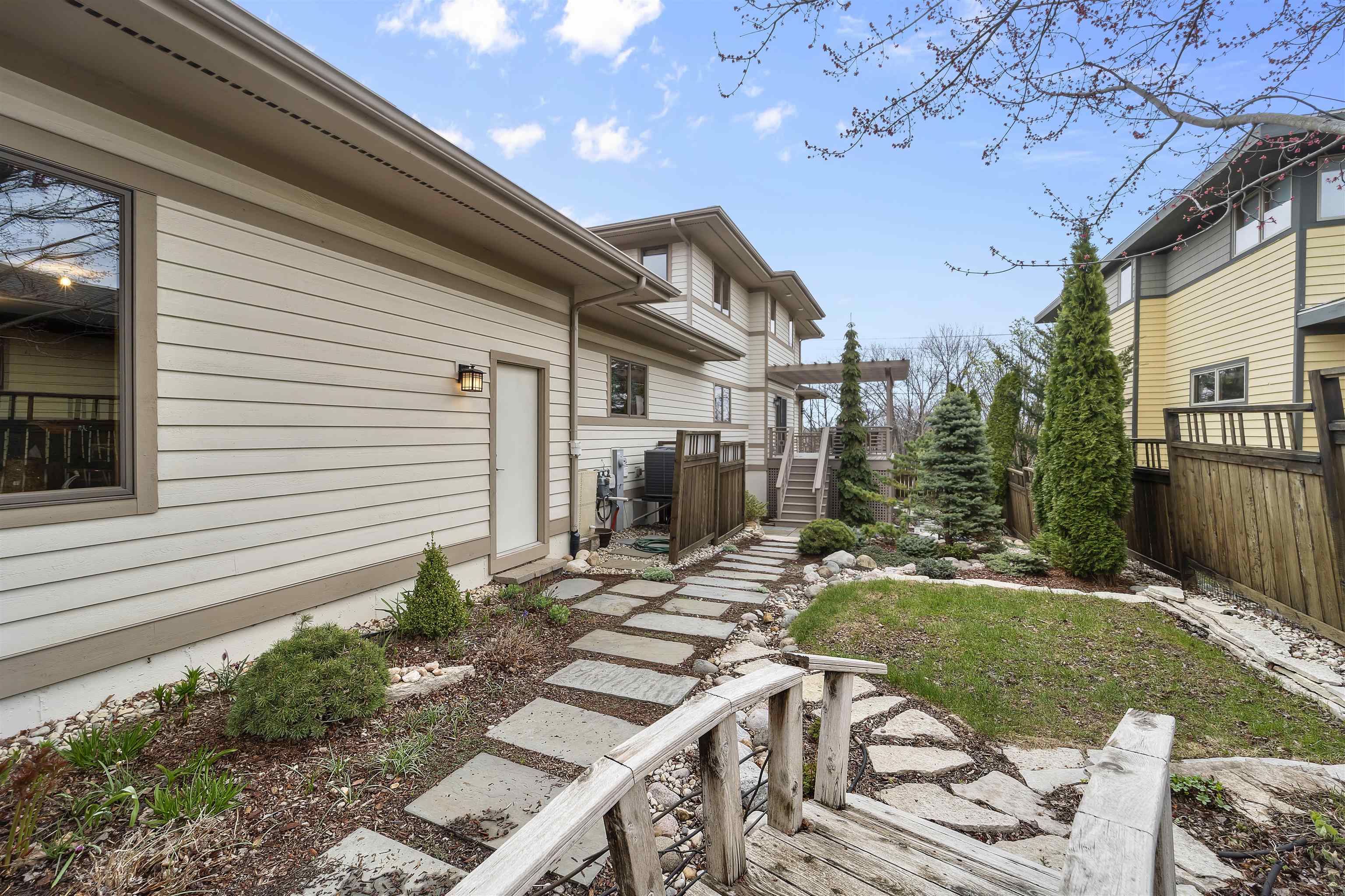 3748 Pheasant Branch Road