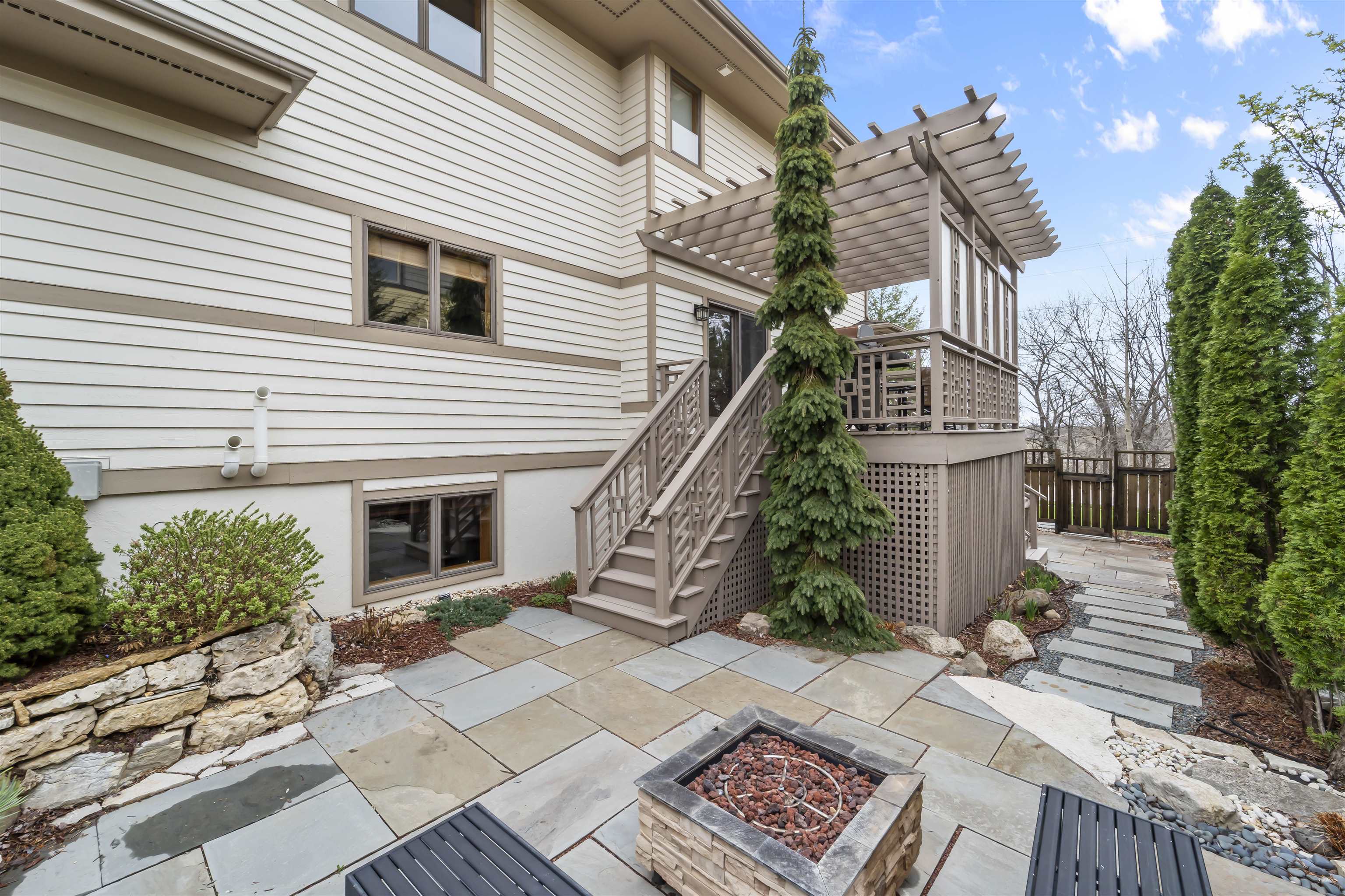 3748 Pheasant Branch Road