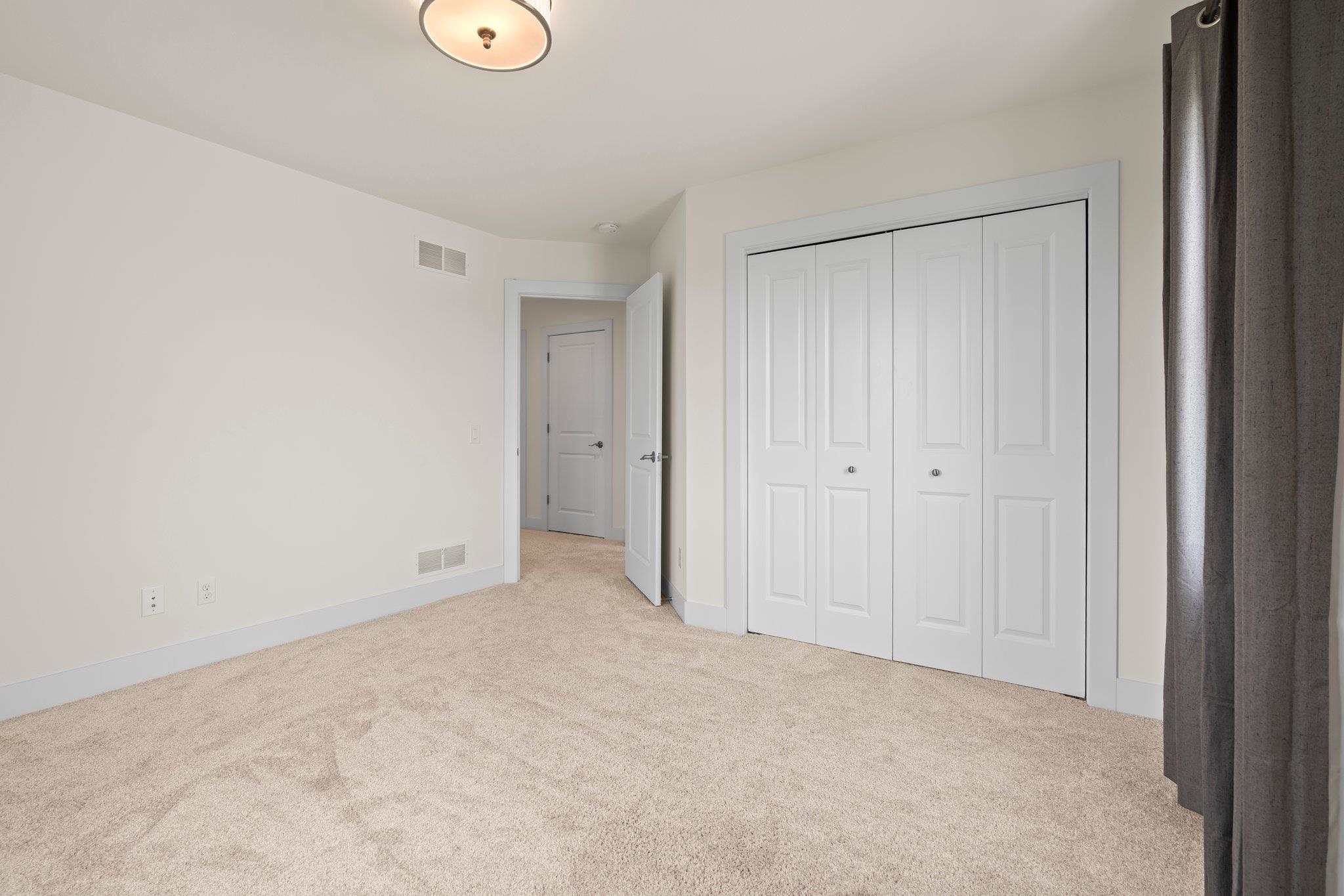 580 Foxfield Road