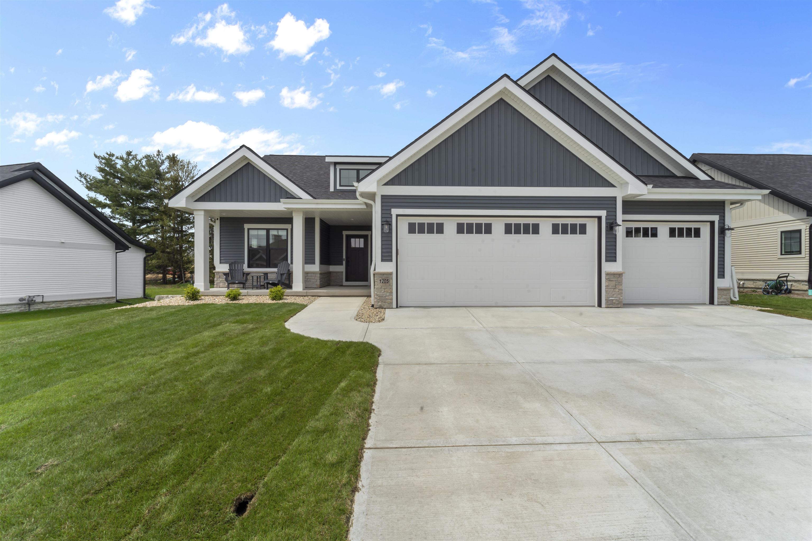 1205 Thistle Dew Lane