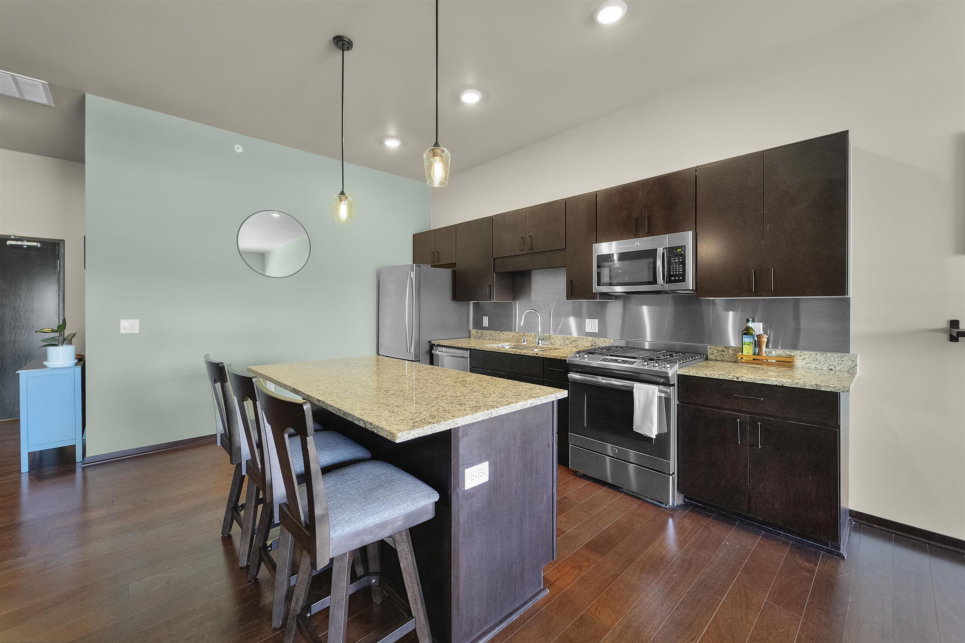 819 E Mifflin Street 310