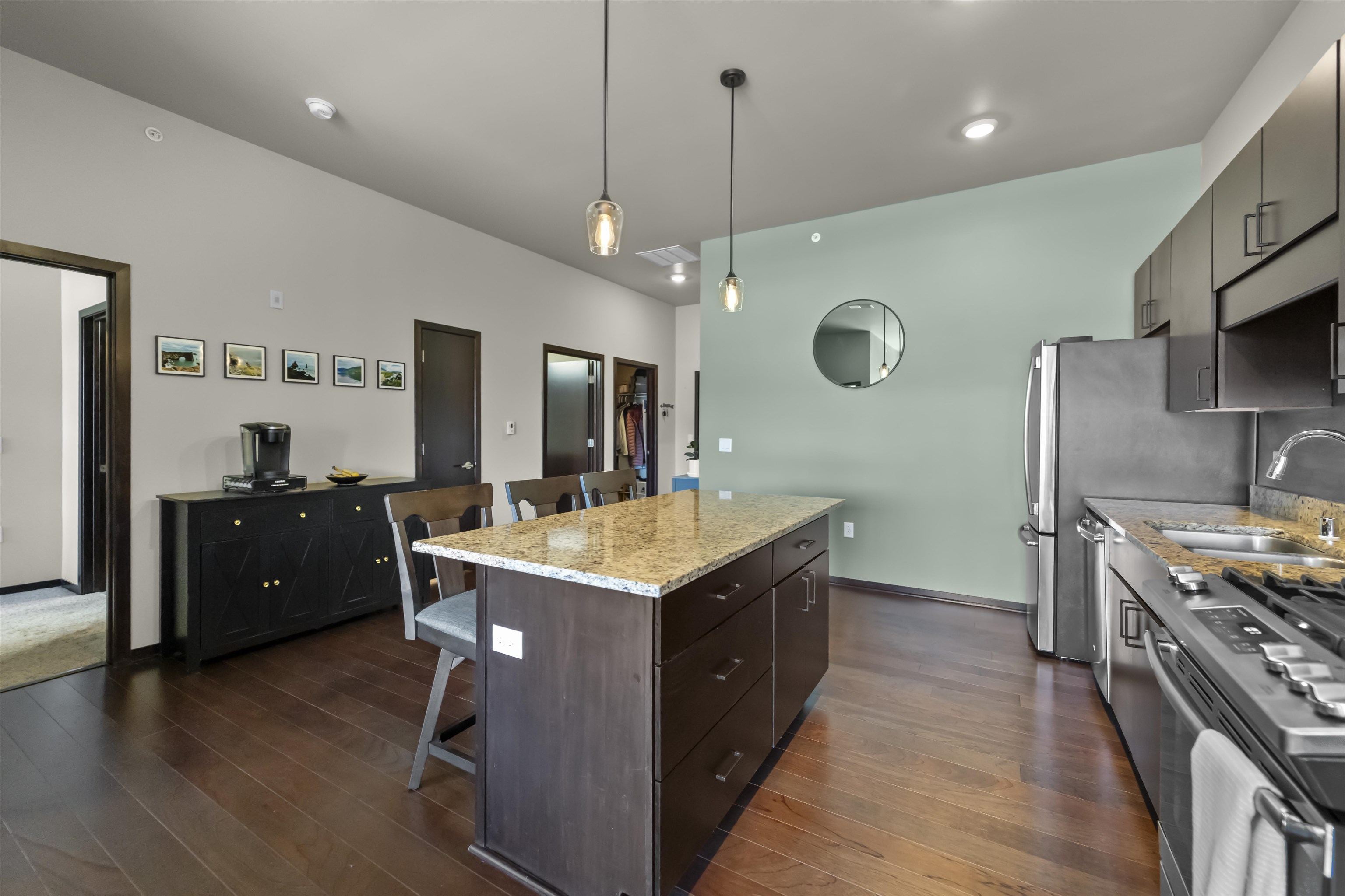 819 E Mifflin Street 310
