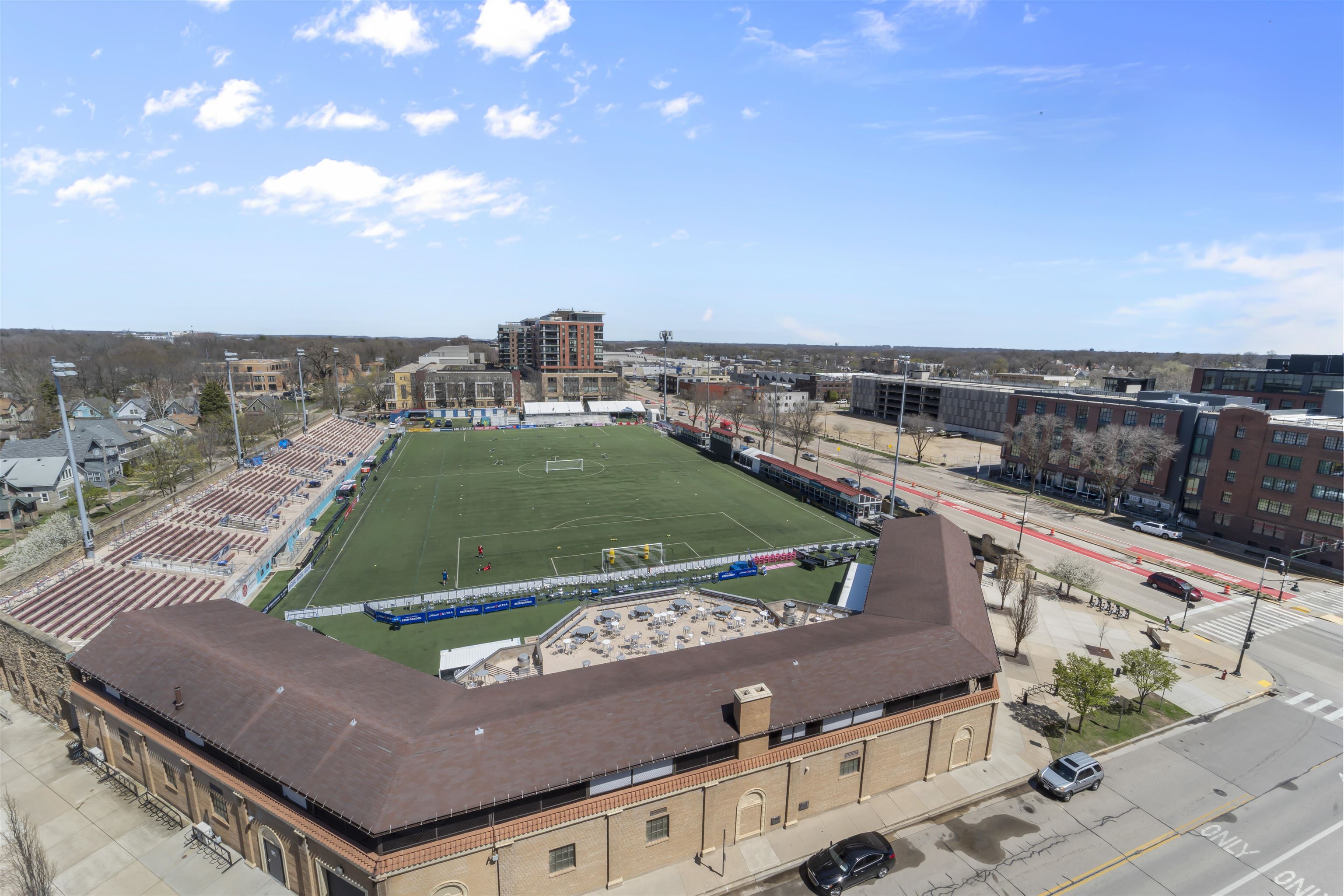 819 E Mifflin Street 310