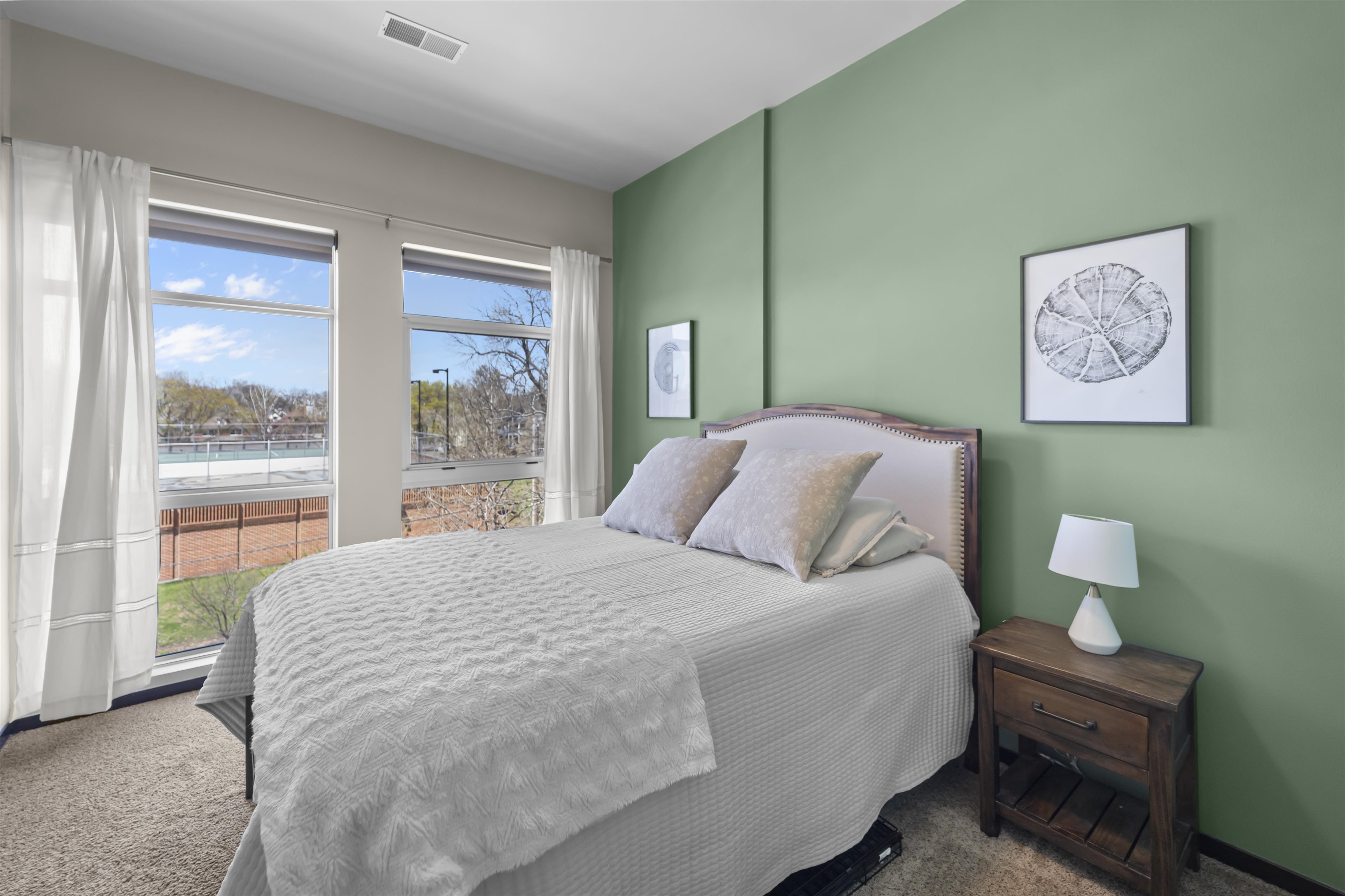 819 E Mifflin Street 310