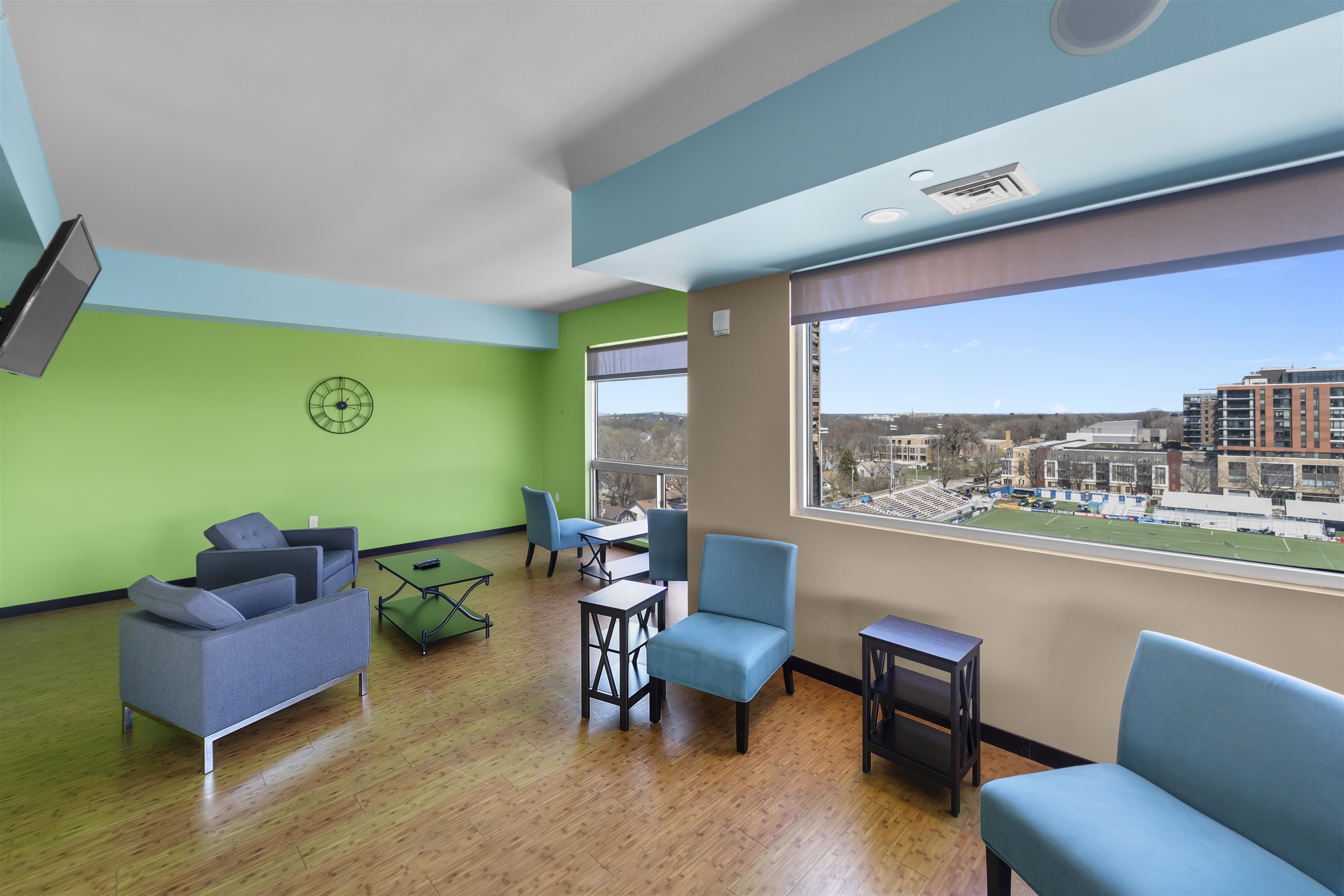 819 E Mifflin Street 310