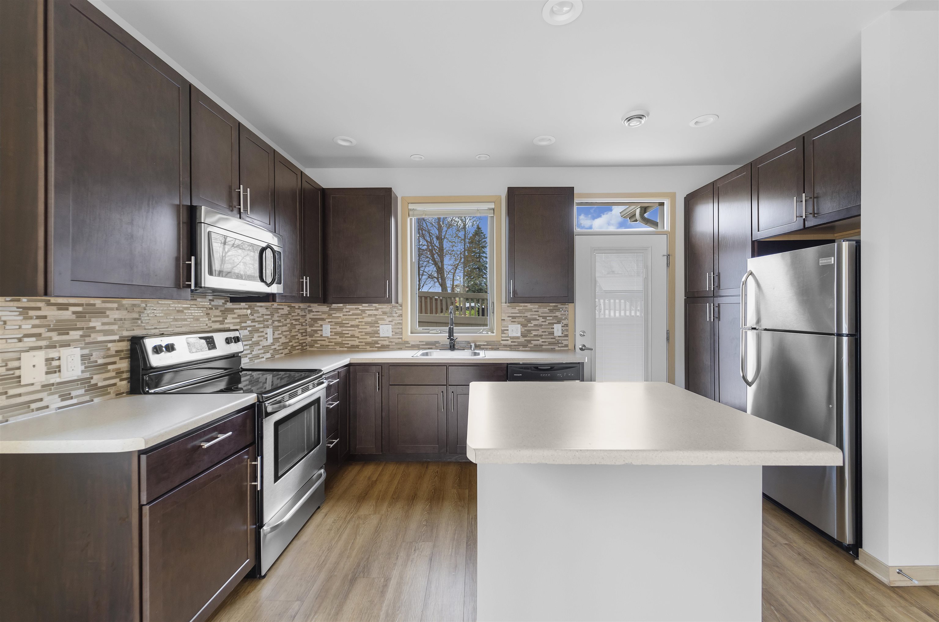 2811 No Oaks Ridge