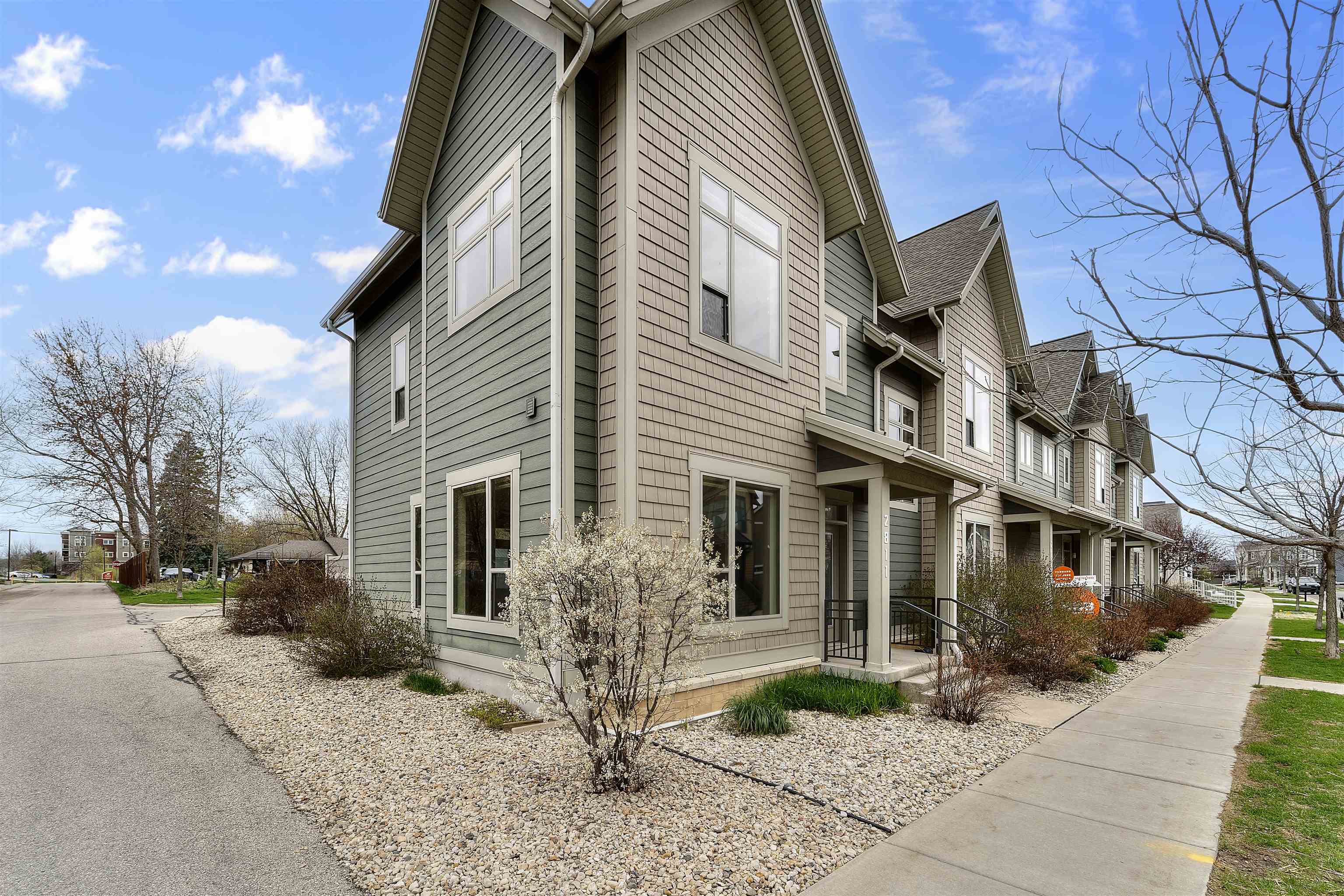 2811 No Oaks Ridge