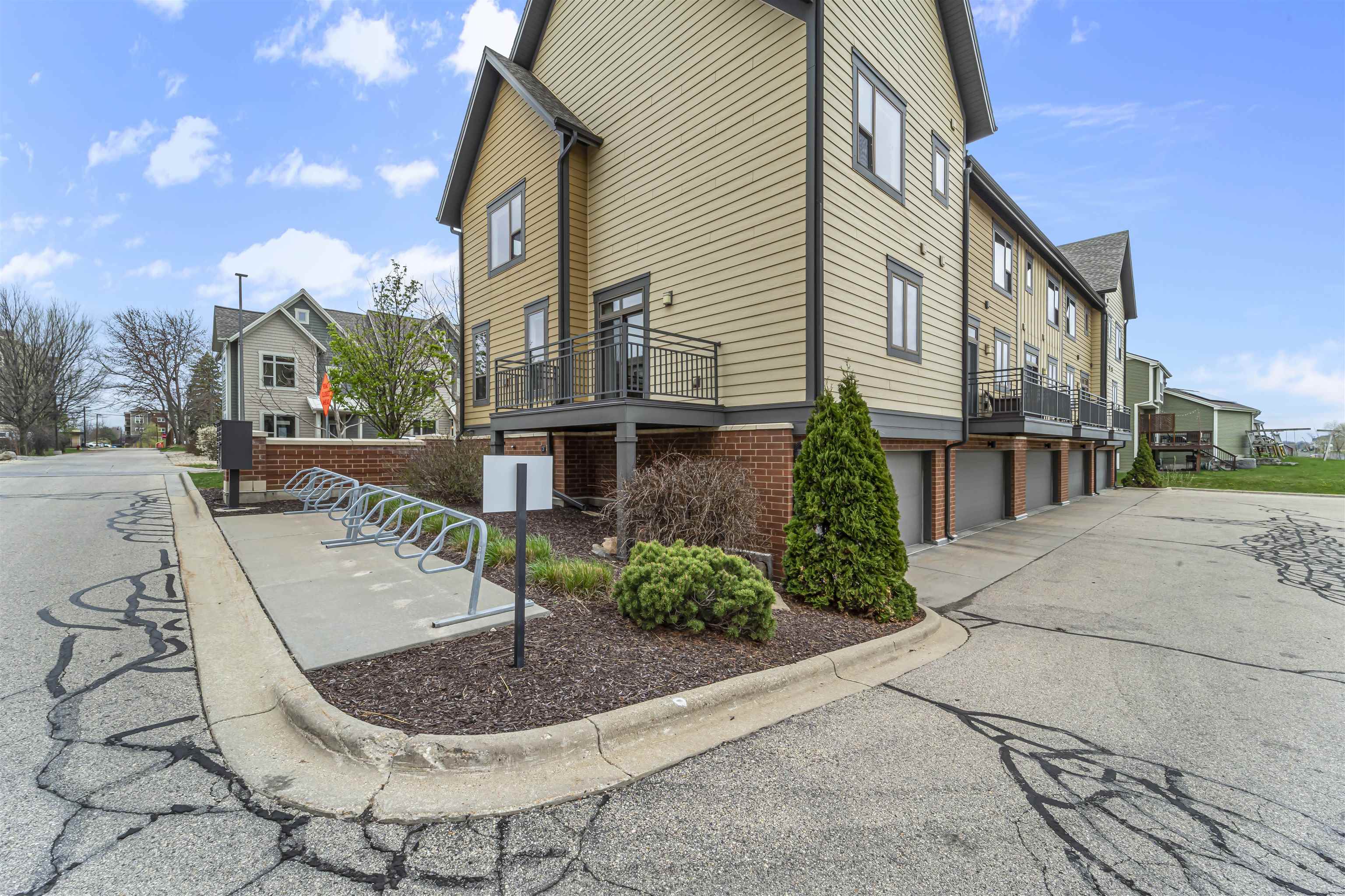 2810 No Oaks Ridge