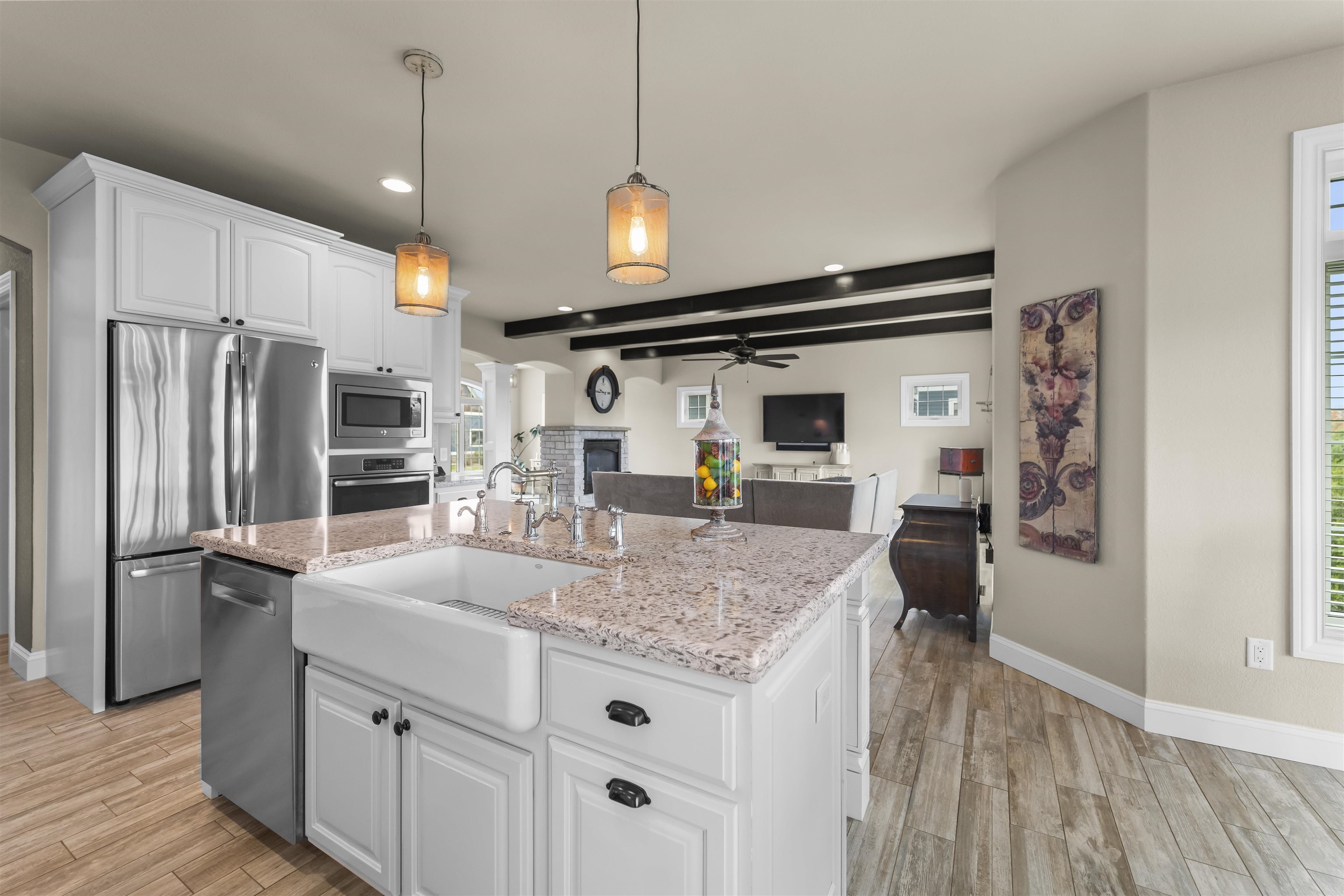 2505 Genevieve Way