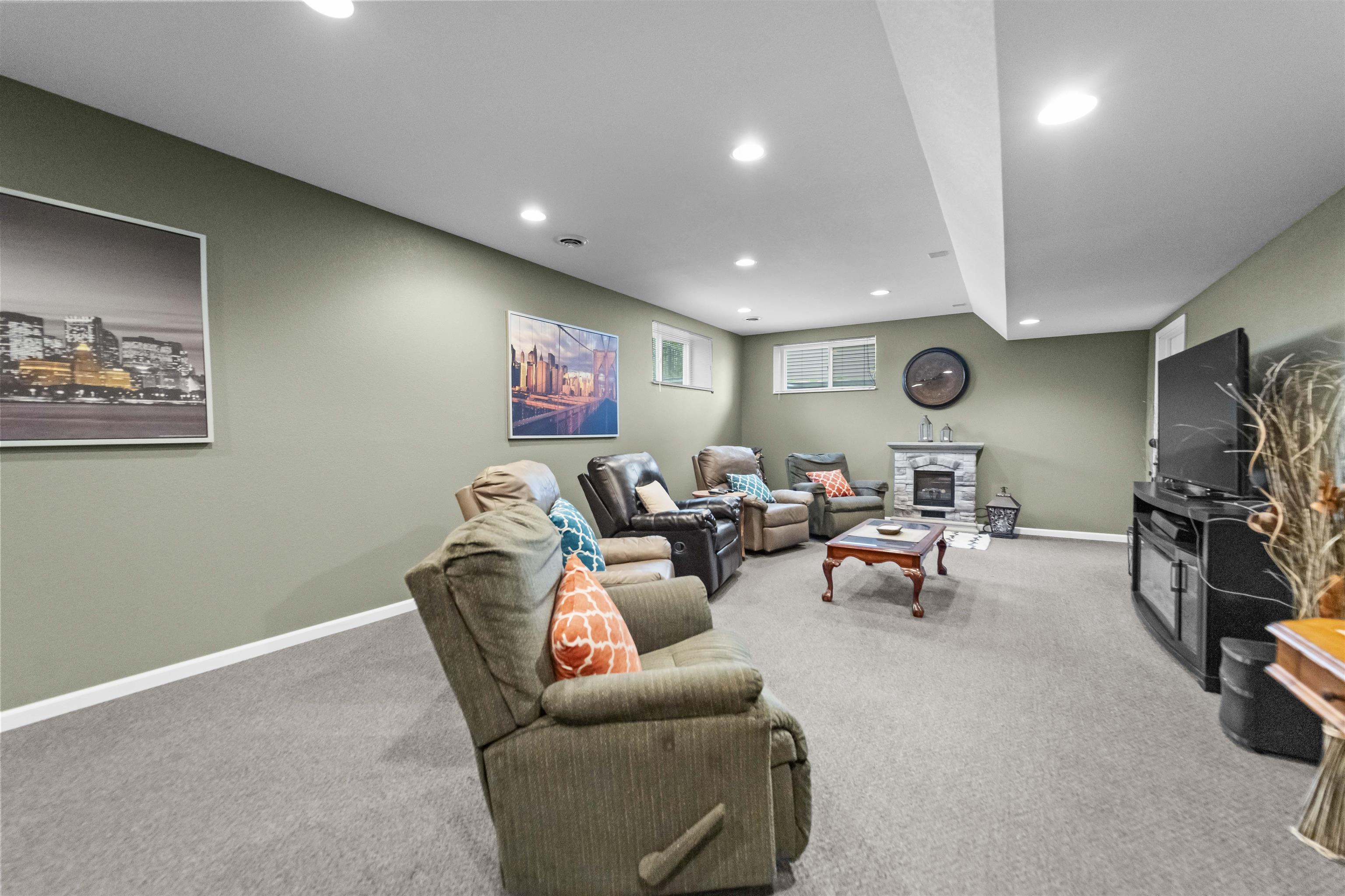 698 Prairie Grass Road
