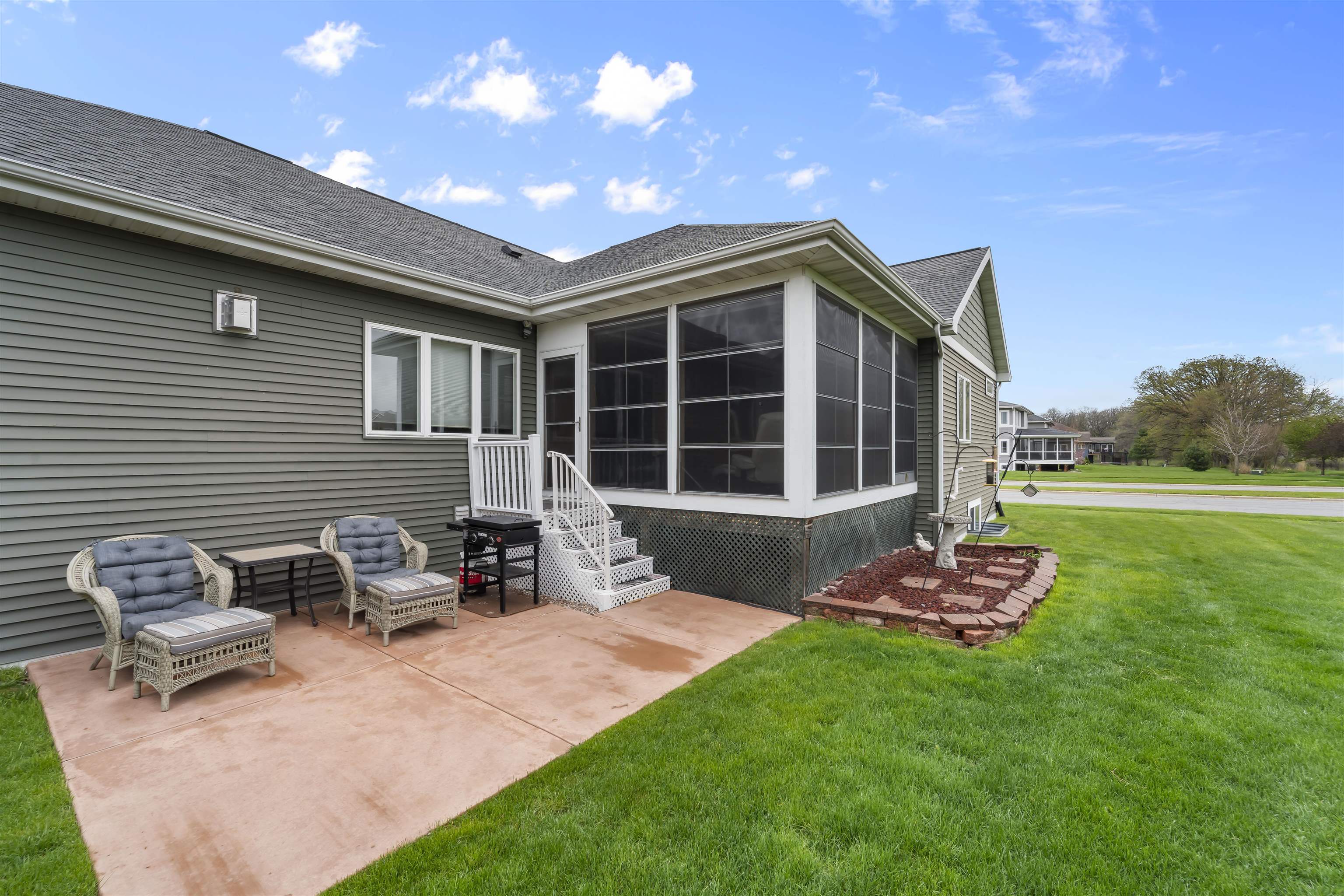 698 Prairie Grass Road