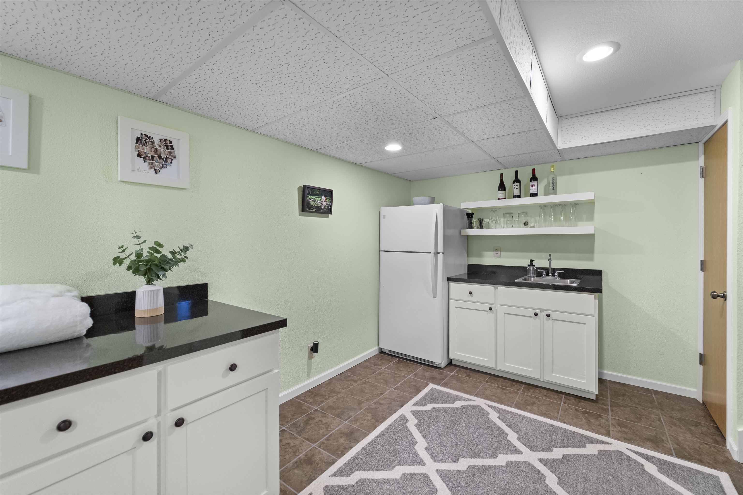 3257 Edmonton Drive