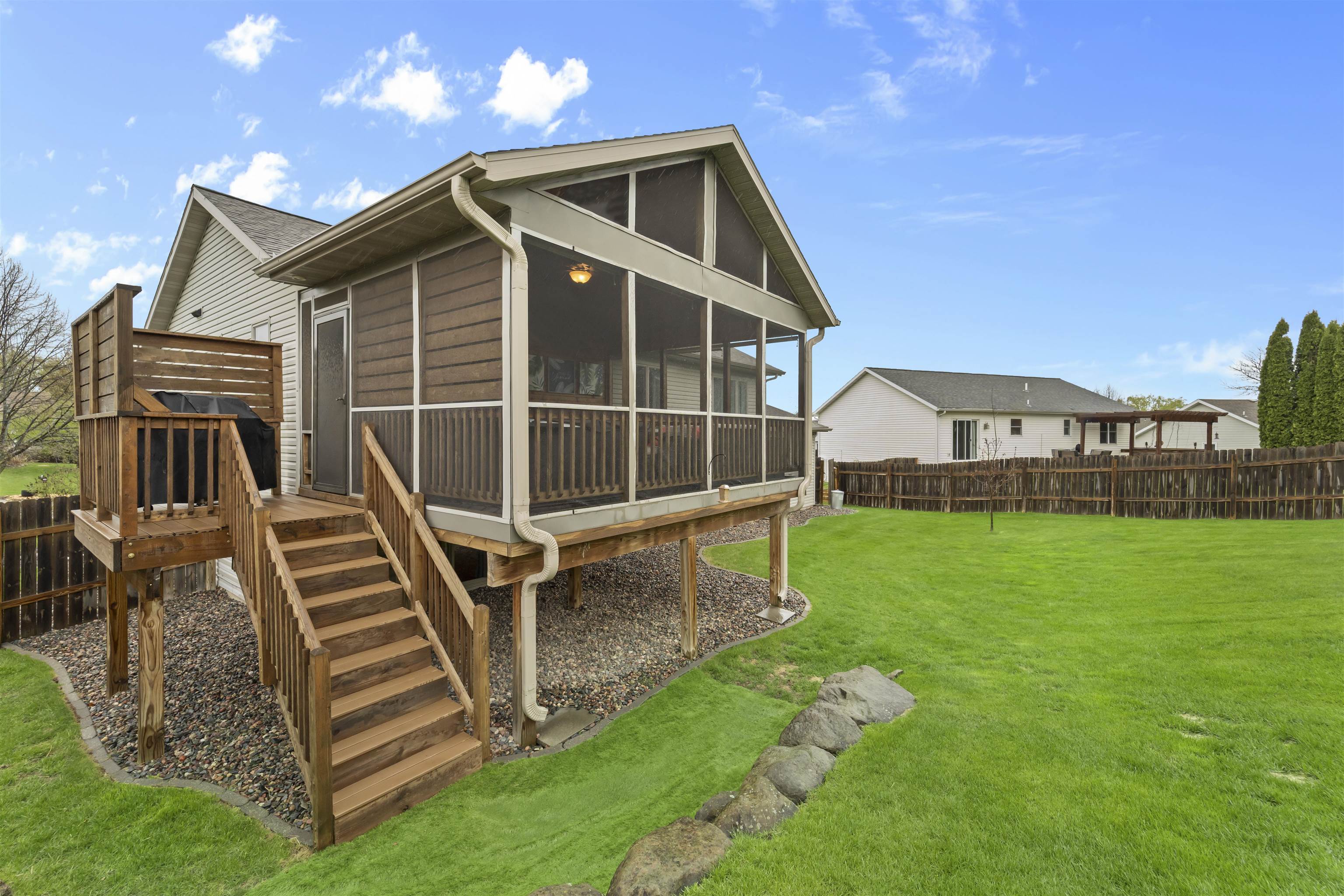 3257 Edmonton Drive