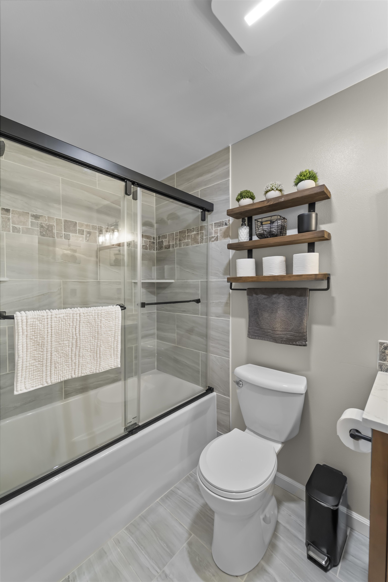 3257 Edmonton Drive