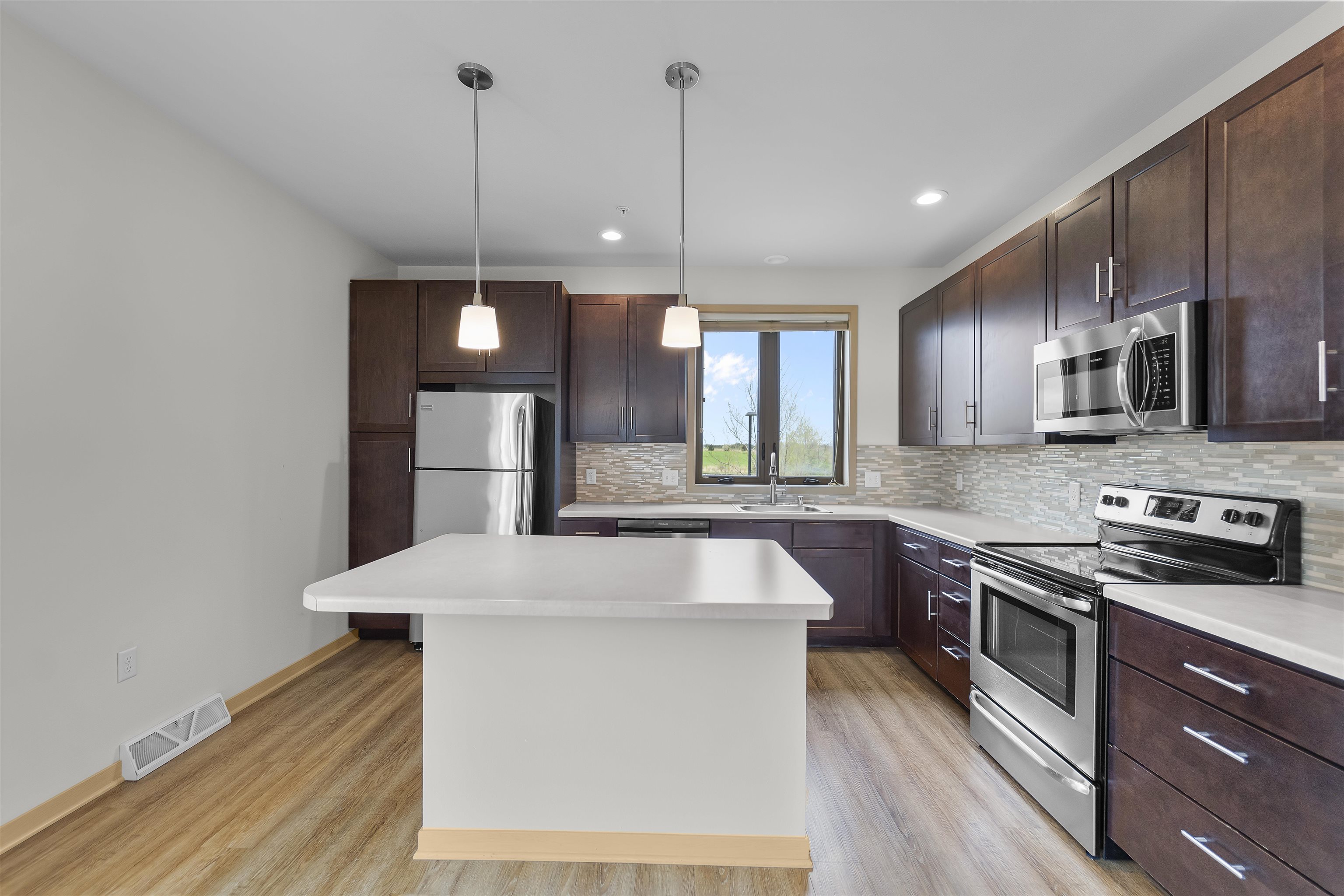 2818 No Oaks Ridge