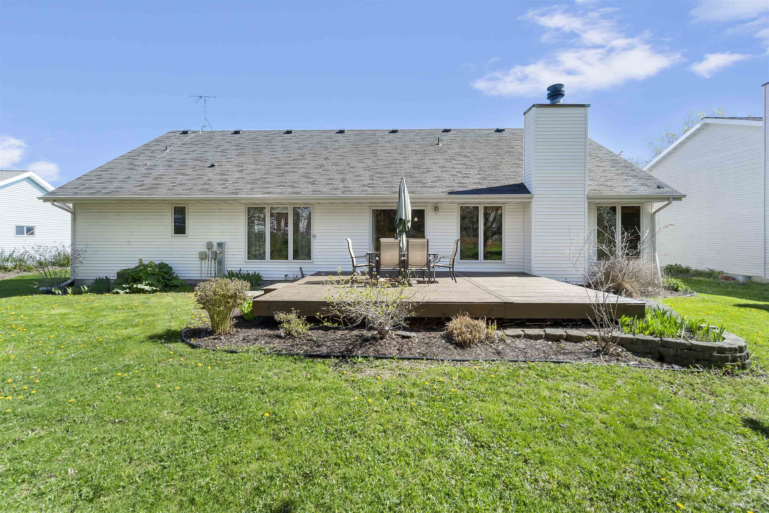 2871 Charleston Drive