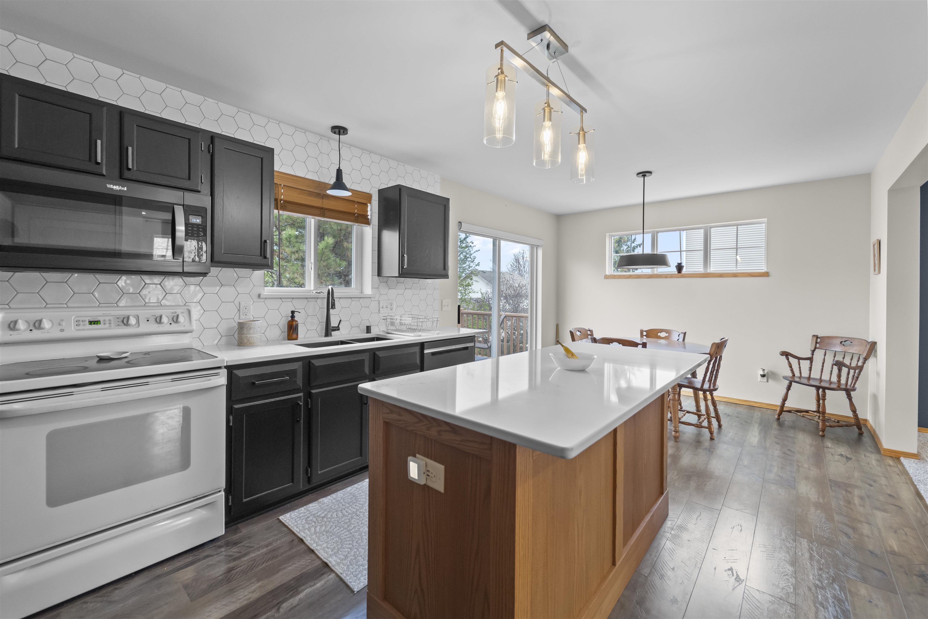 1438 Dayflower Drive