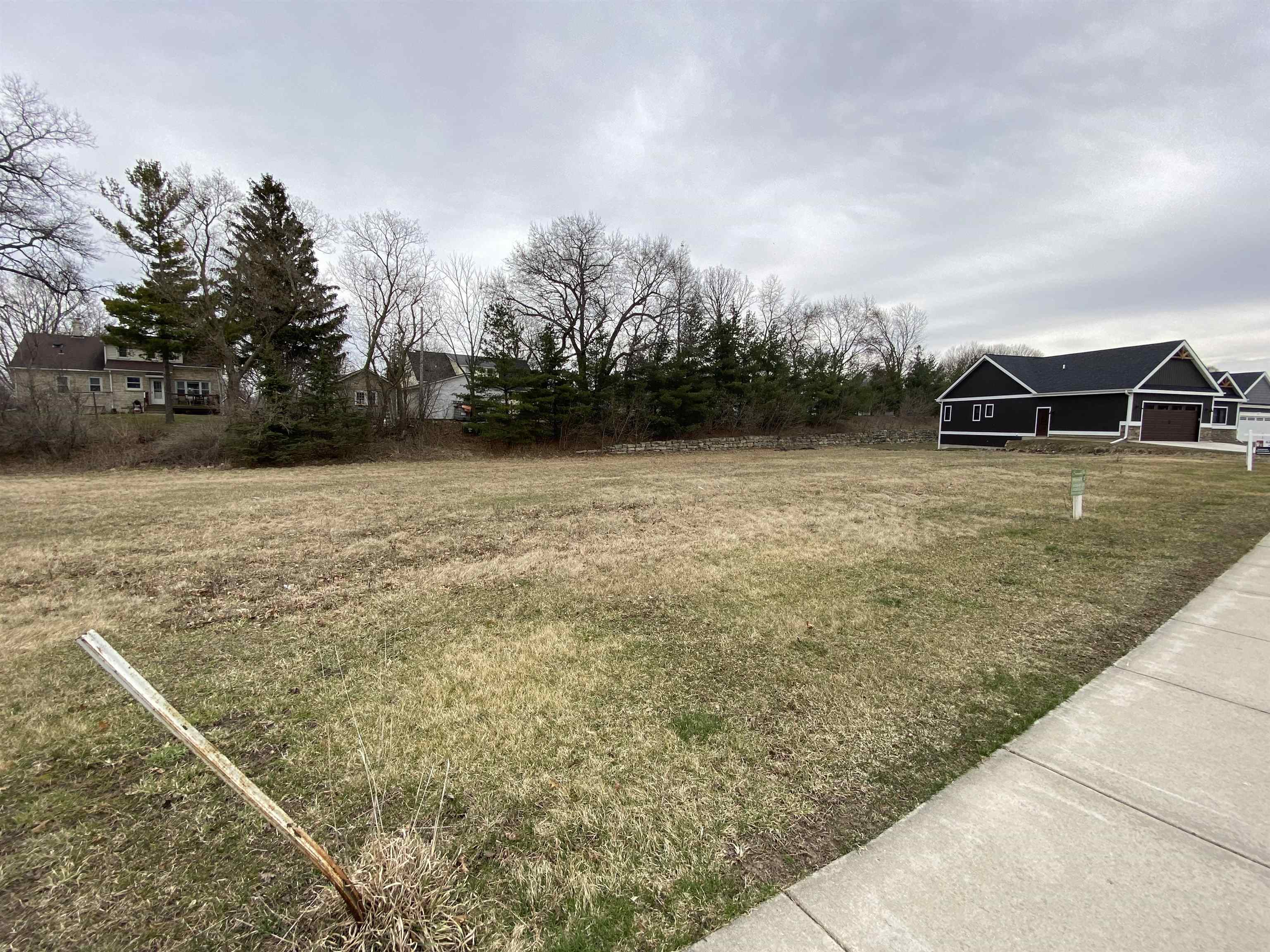 74 Oak Ridge Trail