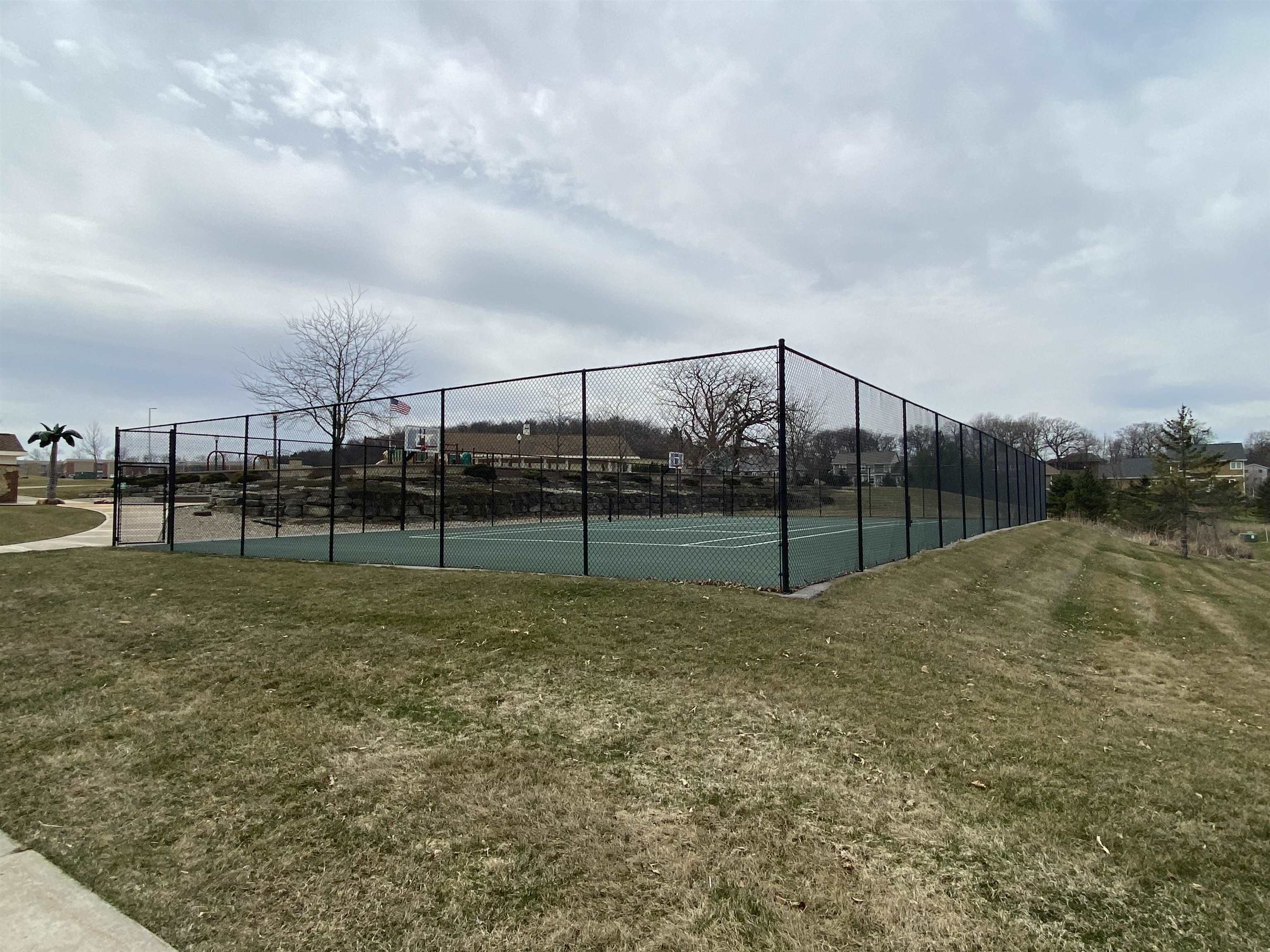 74 Oak Ridge Trail