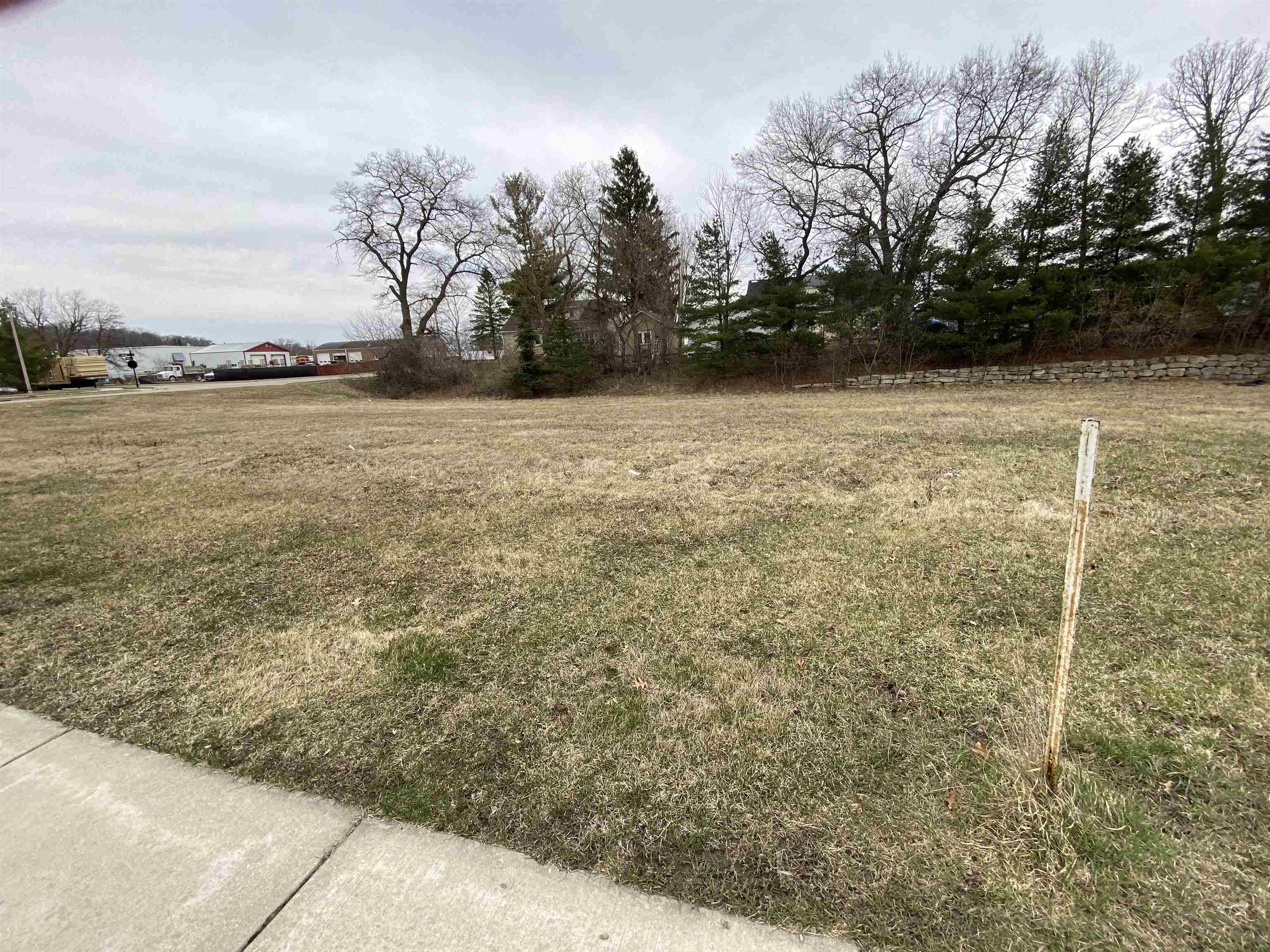 74 Oak Ridge Trail