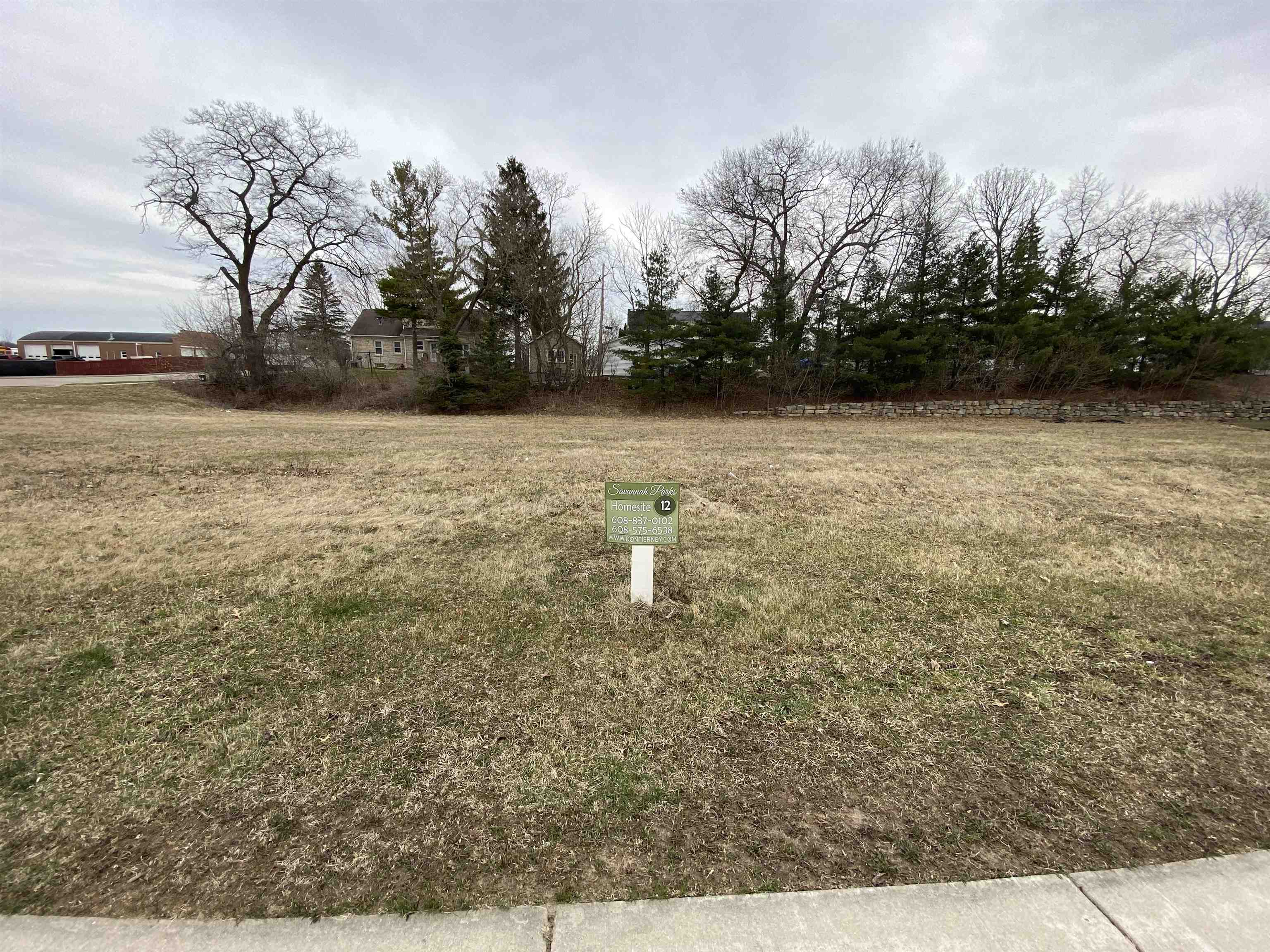 74 Oak Ridge Trail