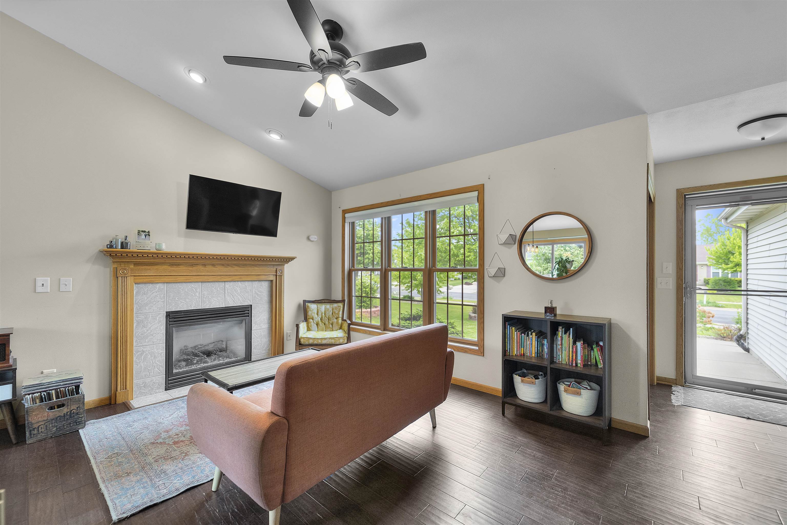 7217 Iris Bloom Drive