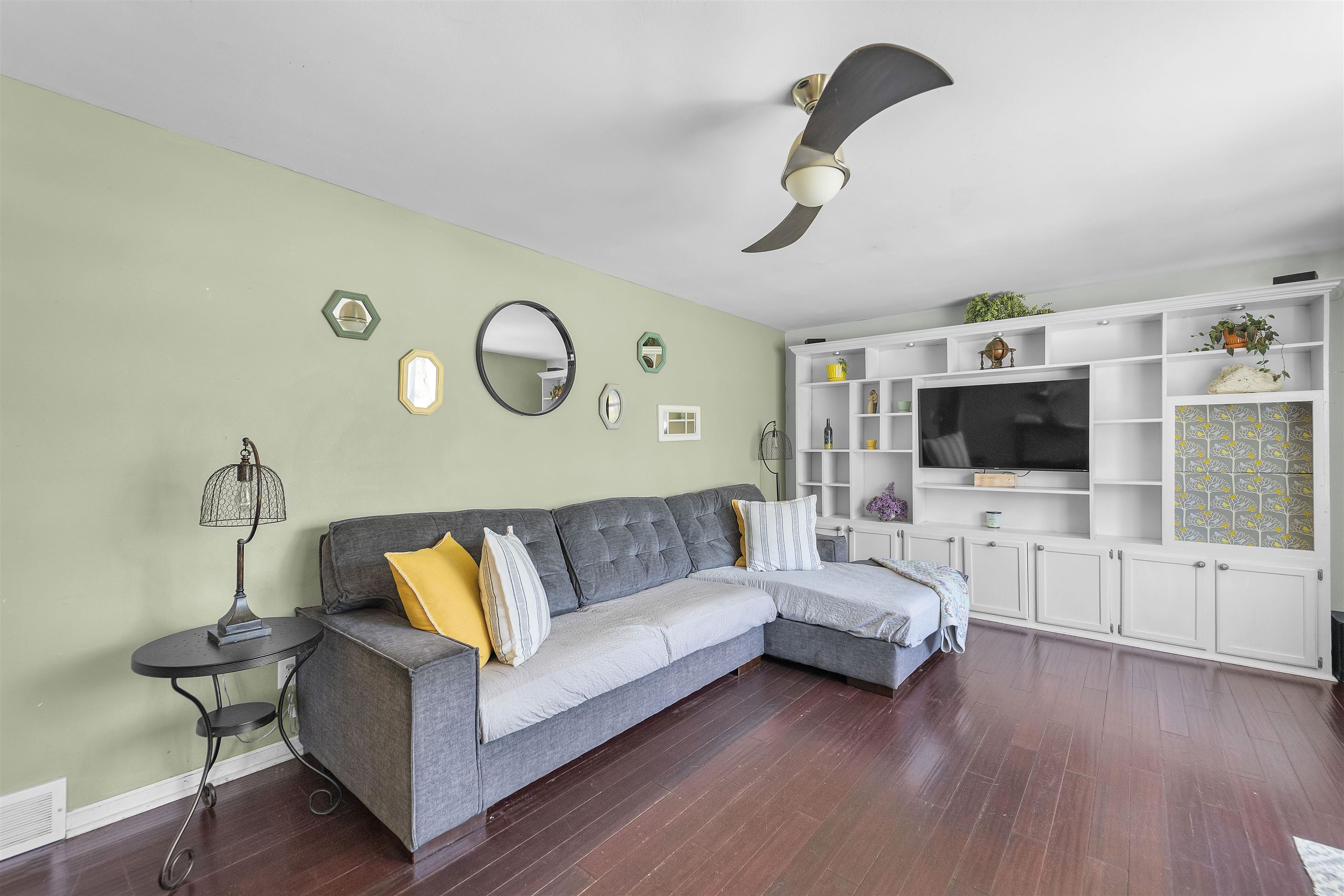 3382 Kuehling Drive