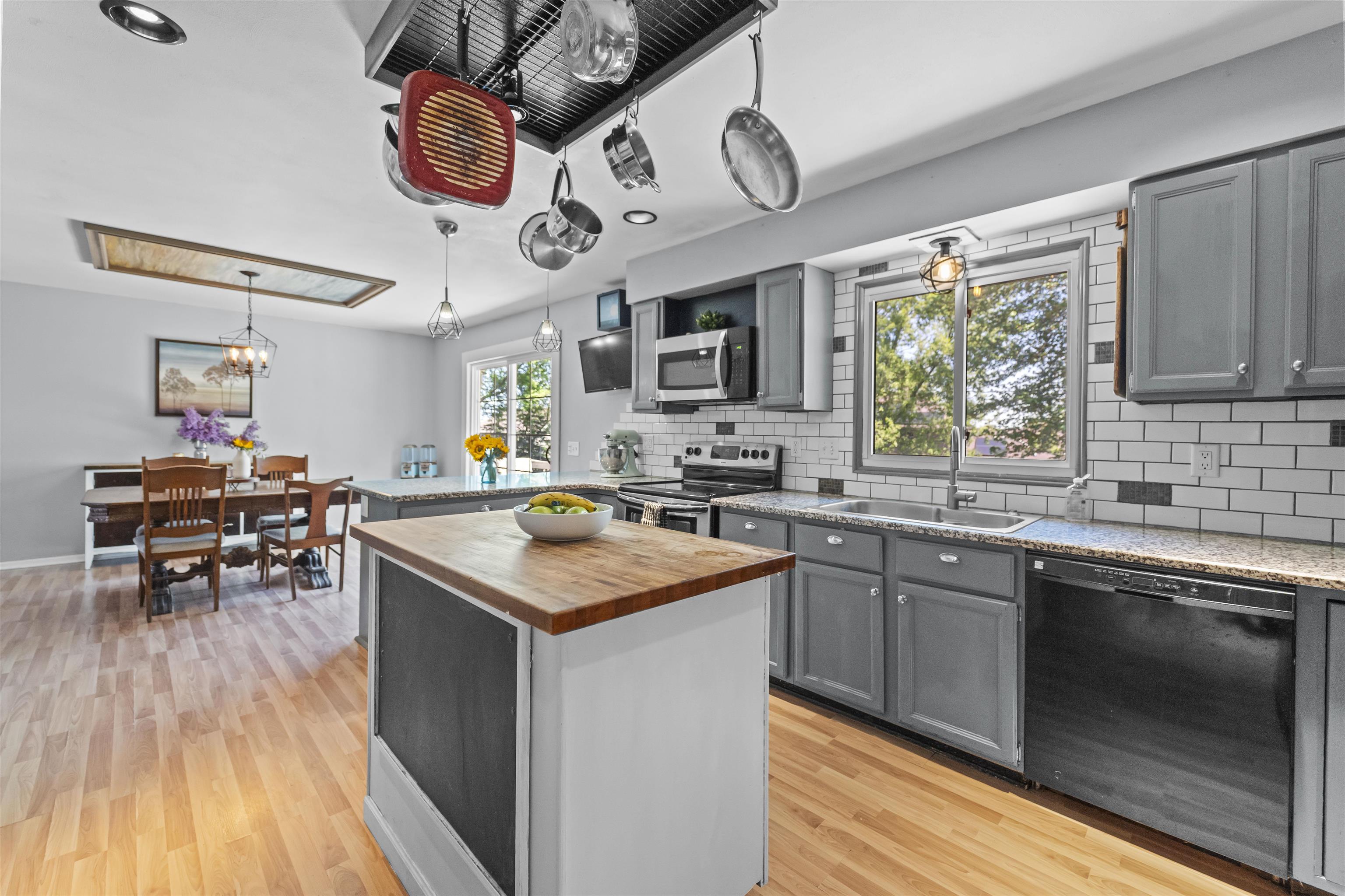 3382 Kuehling Drive