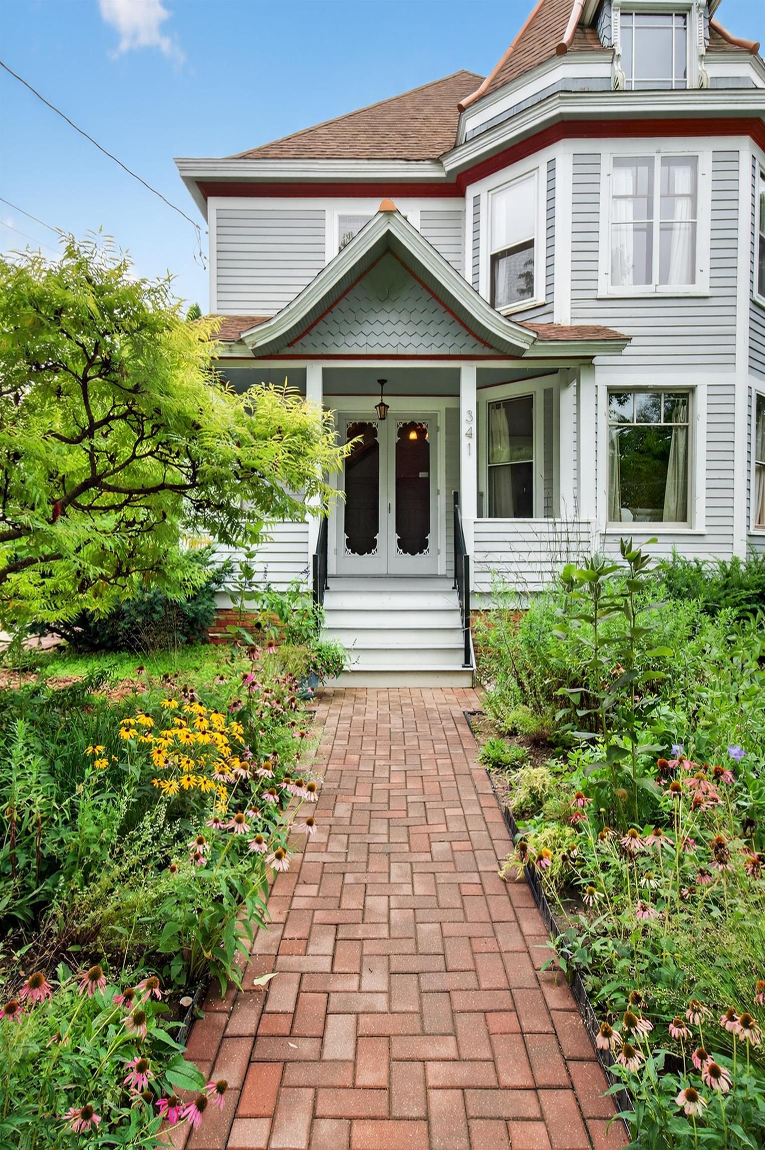 341 W McKinley Street