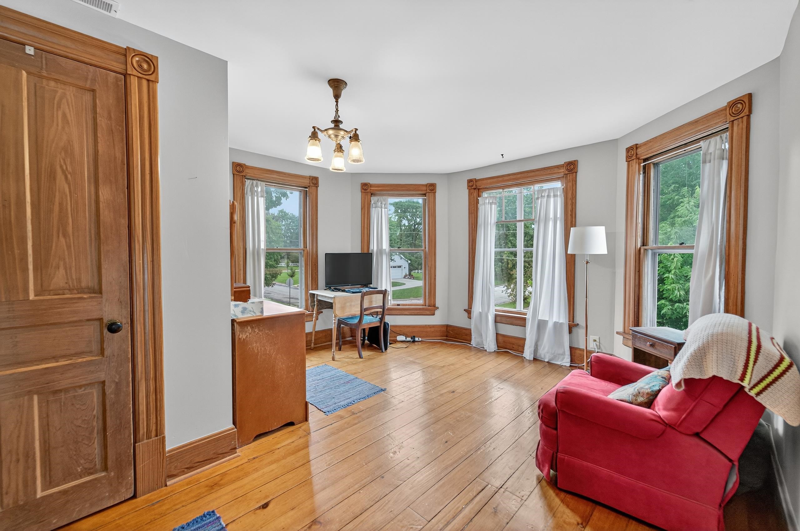 341 W McKinley Street