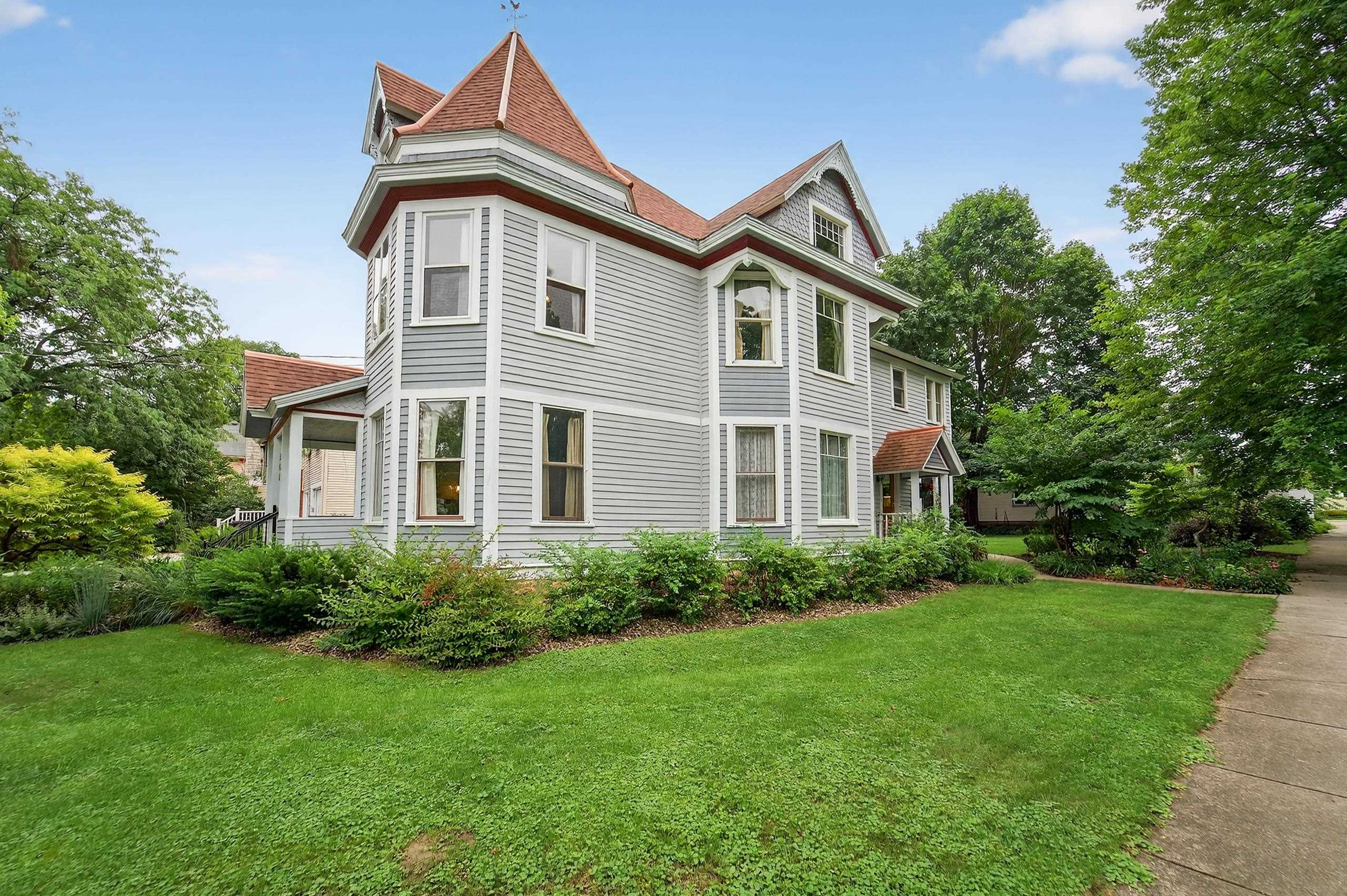 341 W McKinley Street