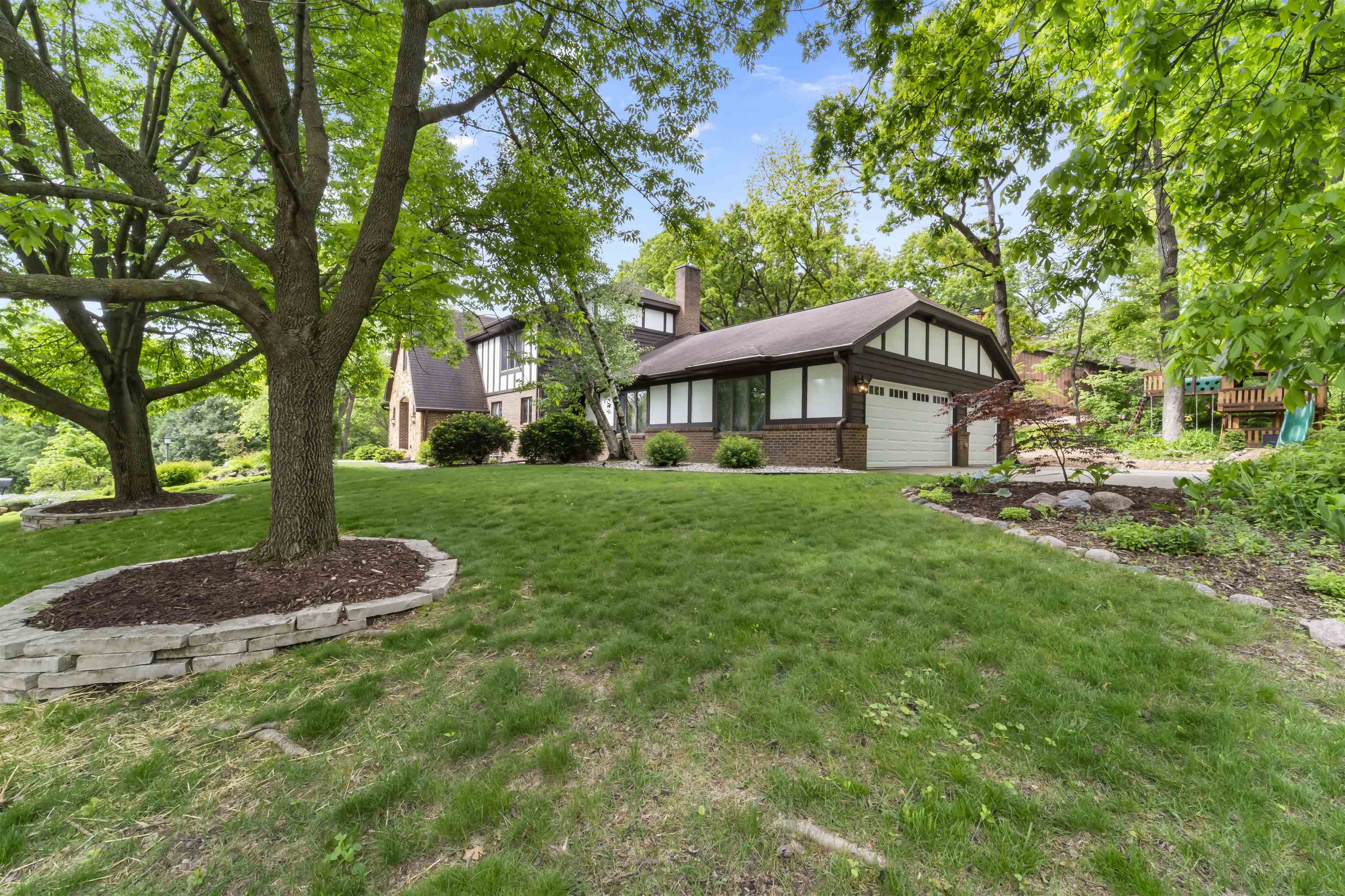 2899 Osmundsen Road