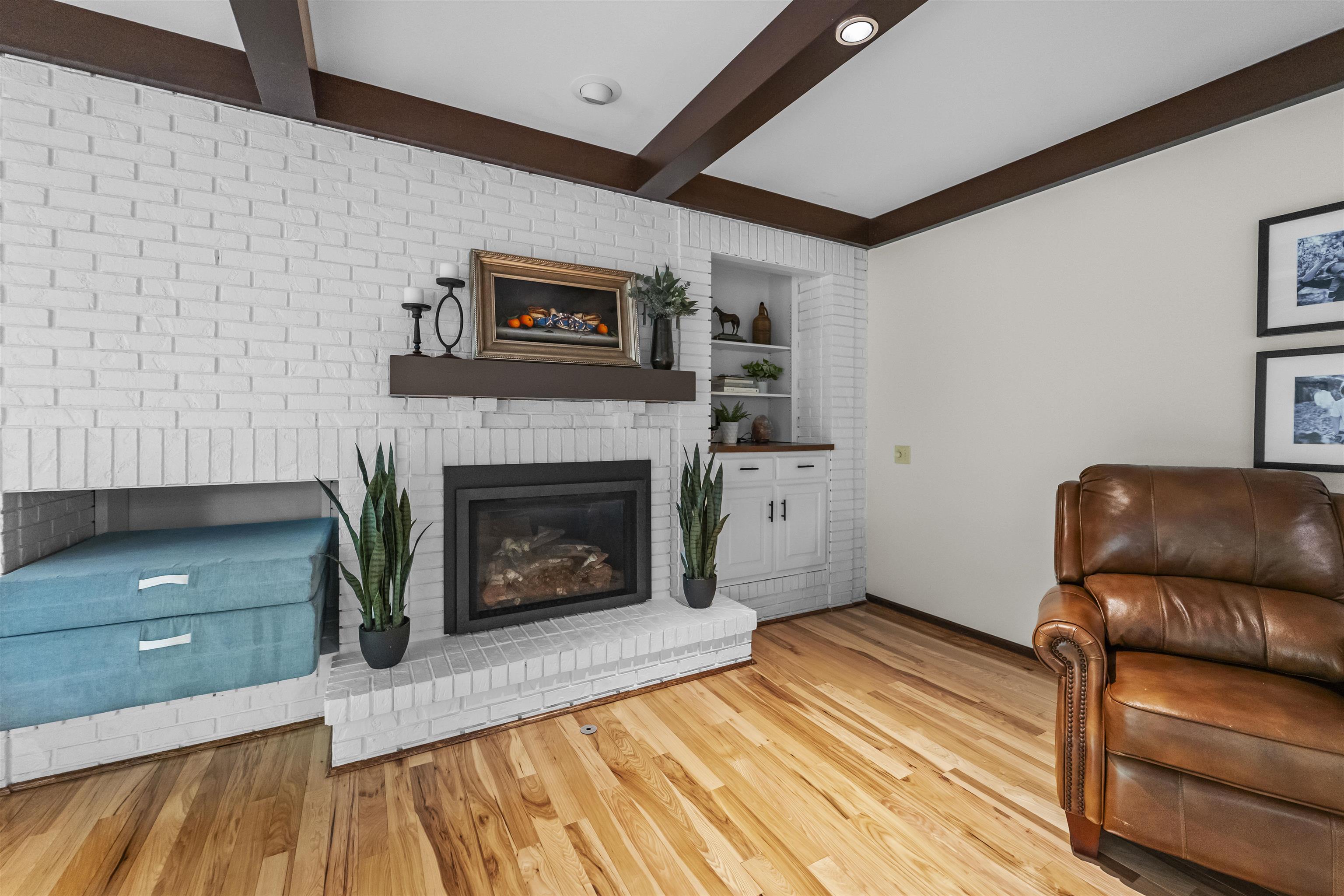 2899 Osmundsen Road