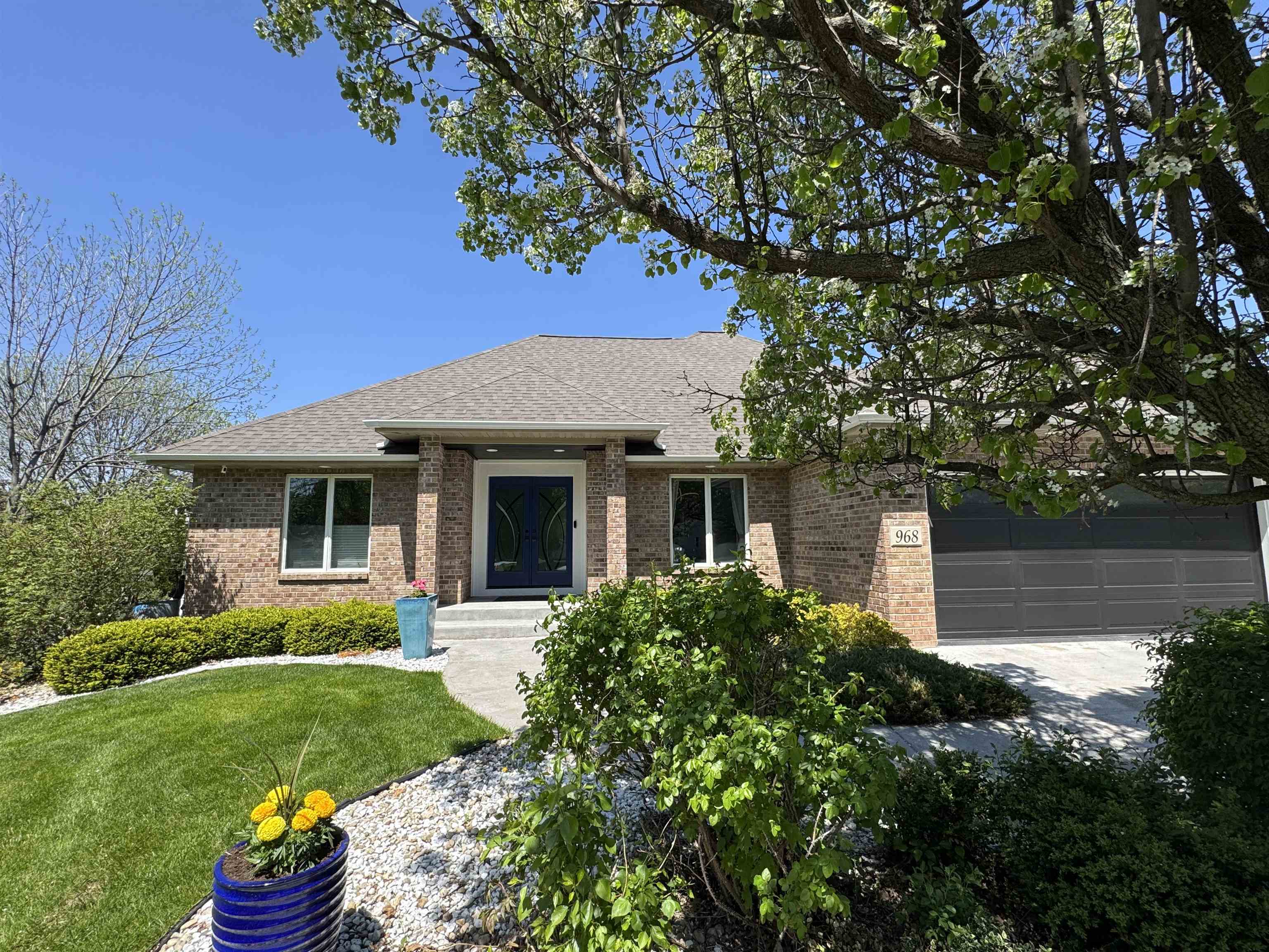 968 Sandpiper Court