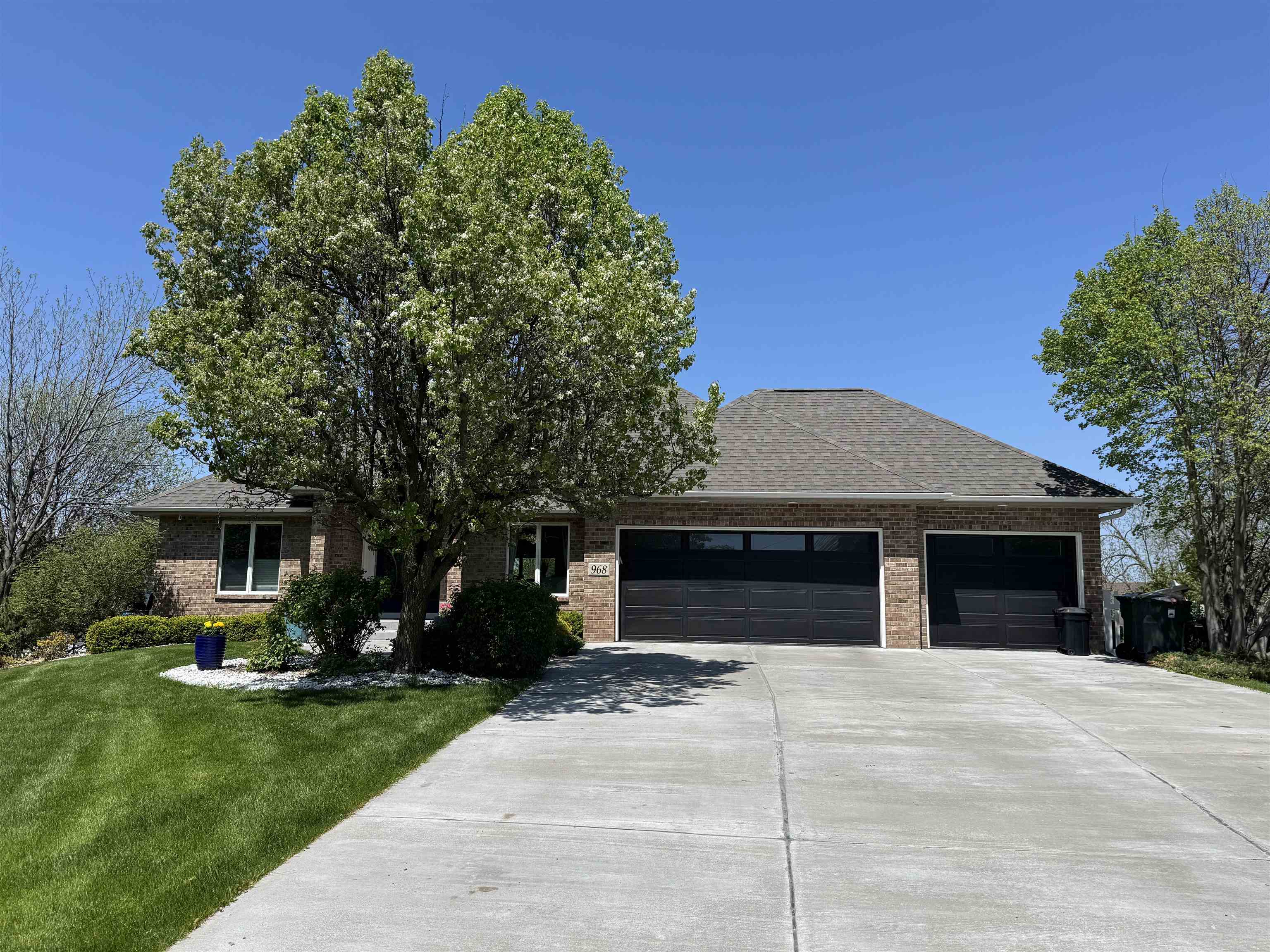968 Sandpiper Court