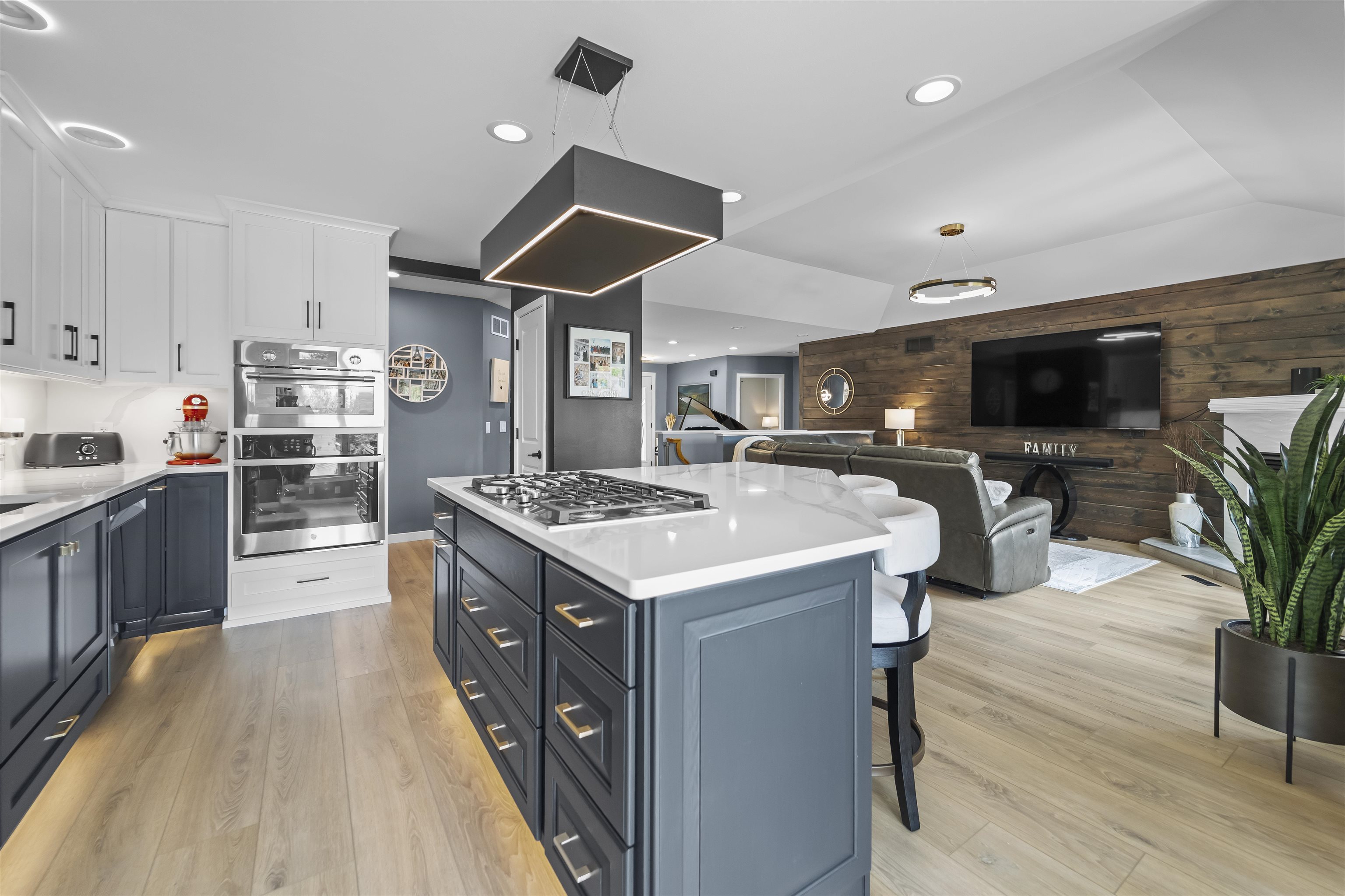 968 Sandpiper Court