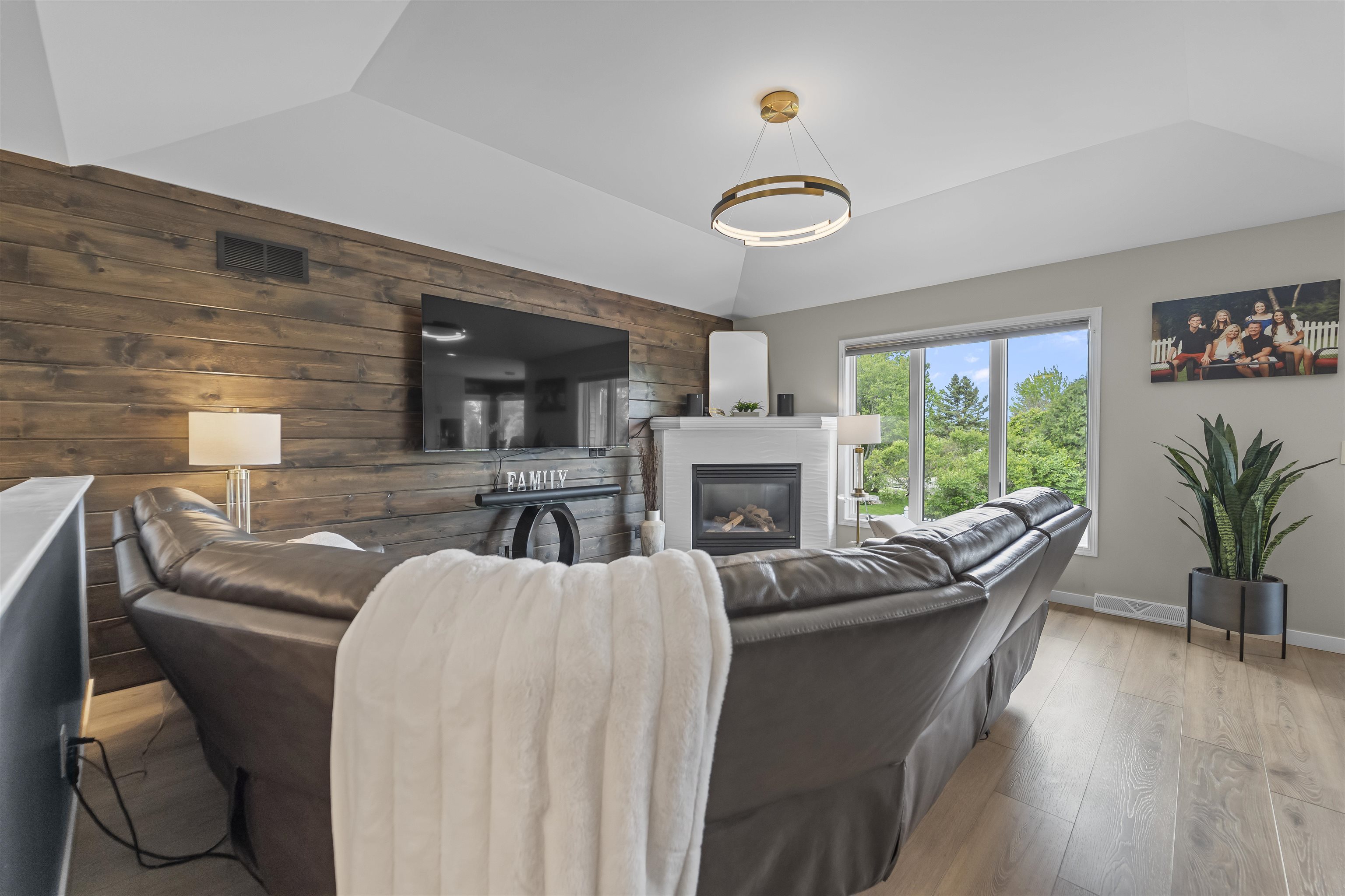 968 Sandpiper Court