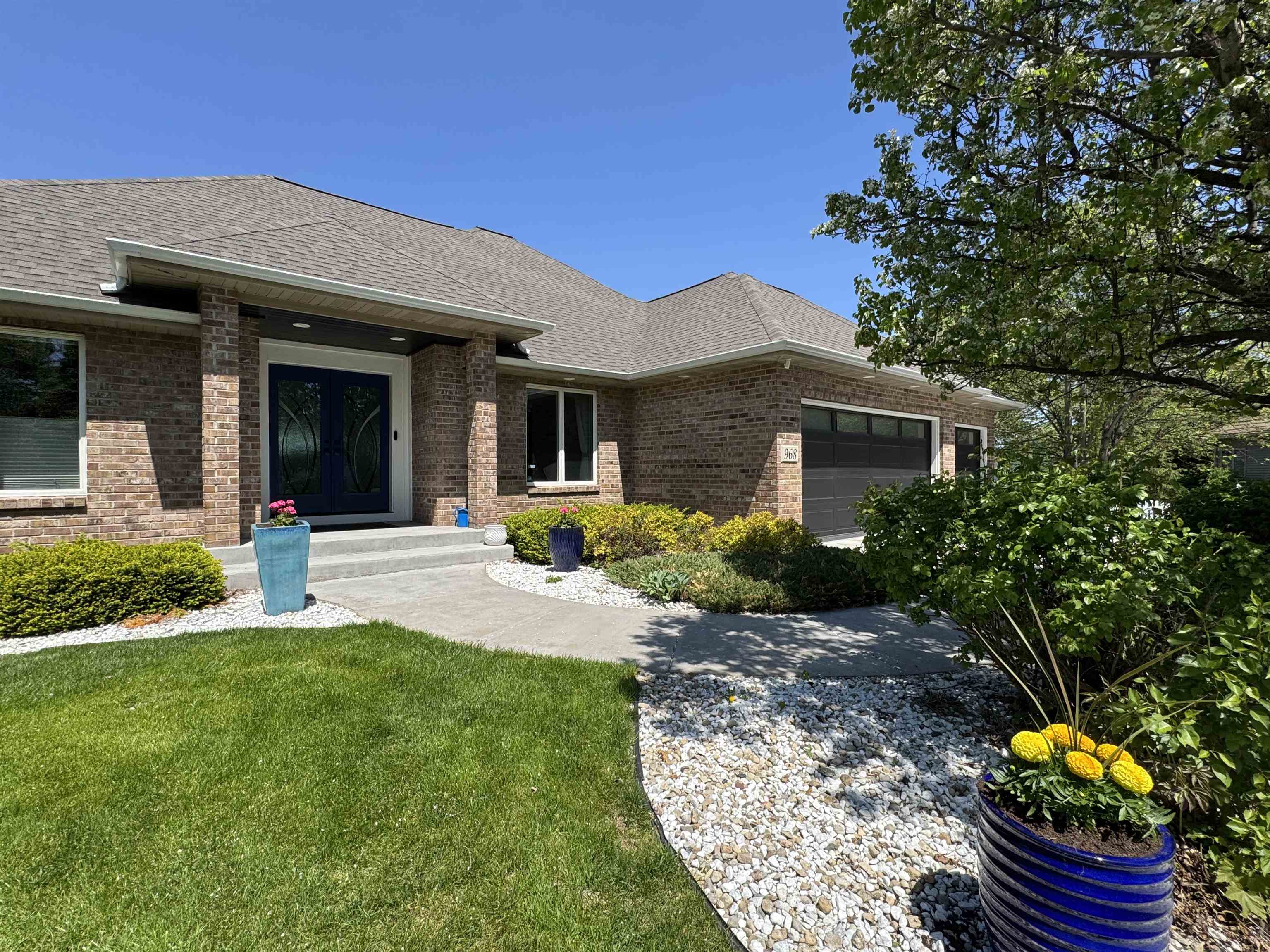 968 Sandpiper Court